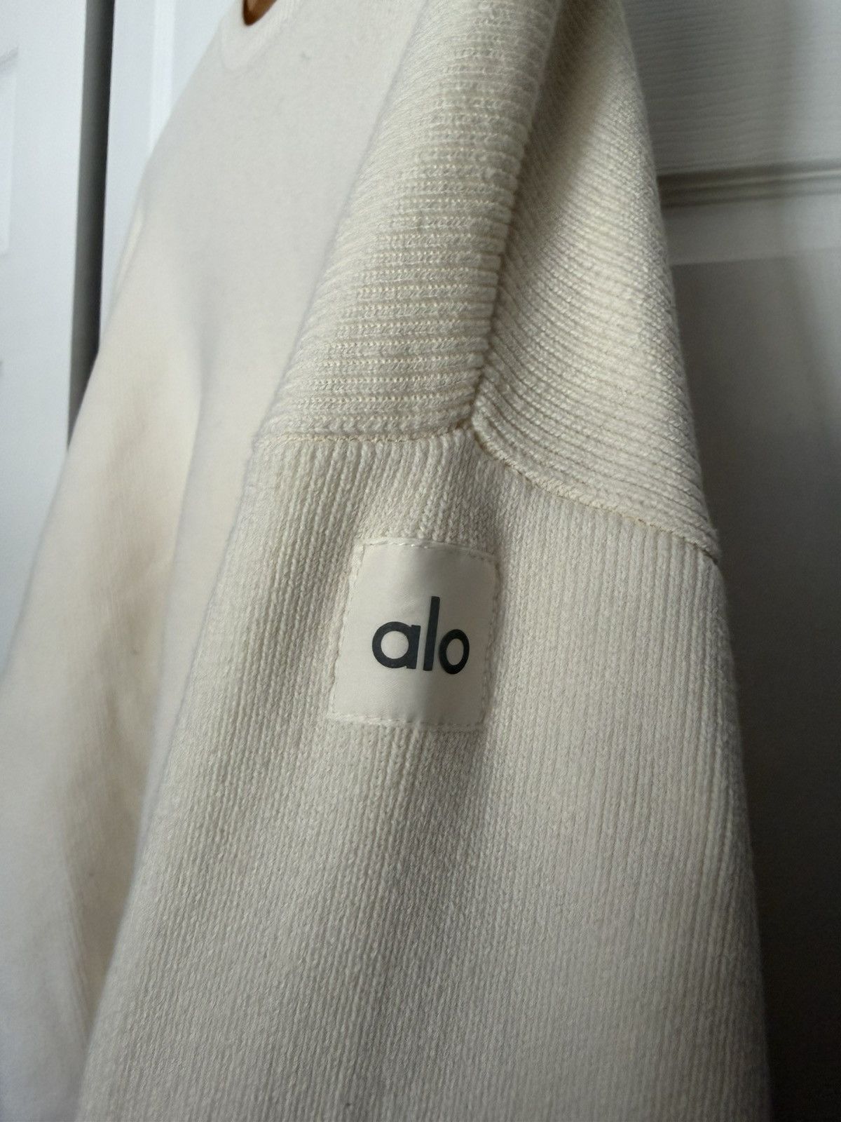 Alo Alo White Sweater Size US S / EU 44-46 / 1 - 3 Thumbnail