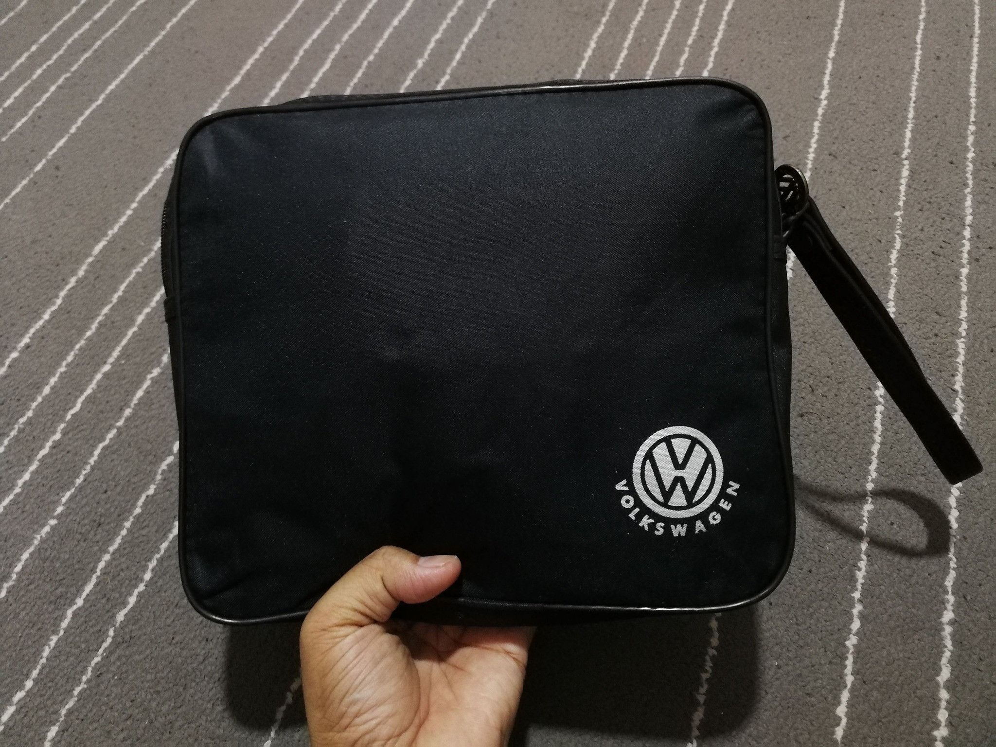 Vintage vintage VOLKSWAGEN clutch bag Size ONE SIZE - 1 Thumbnail