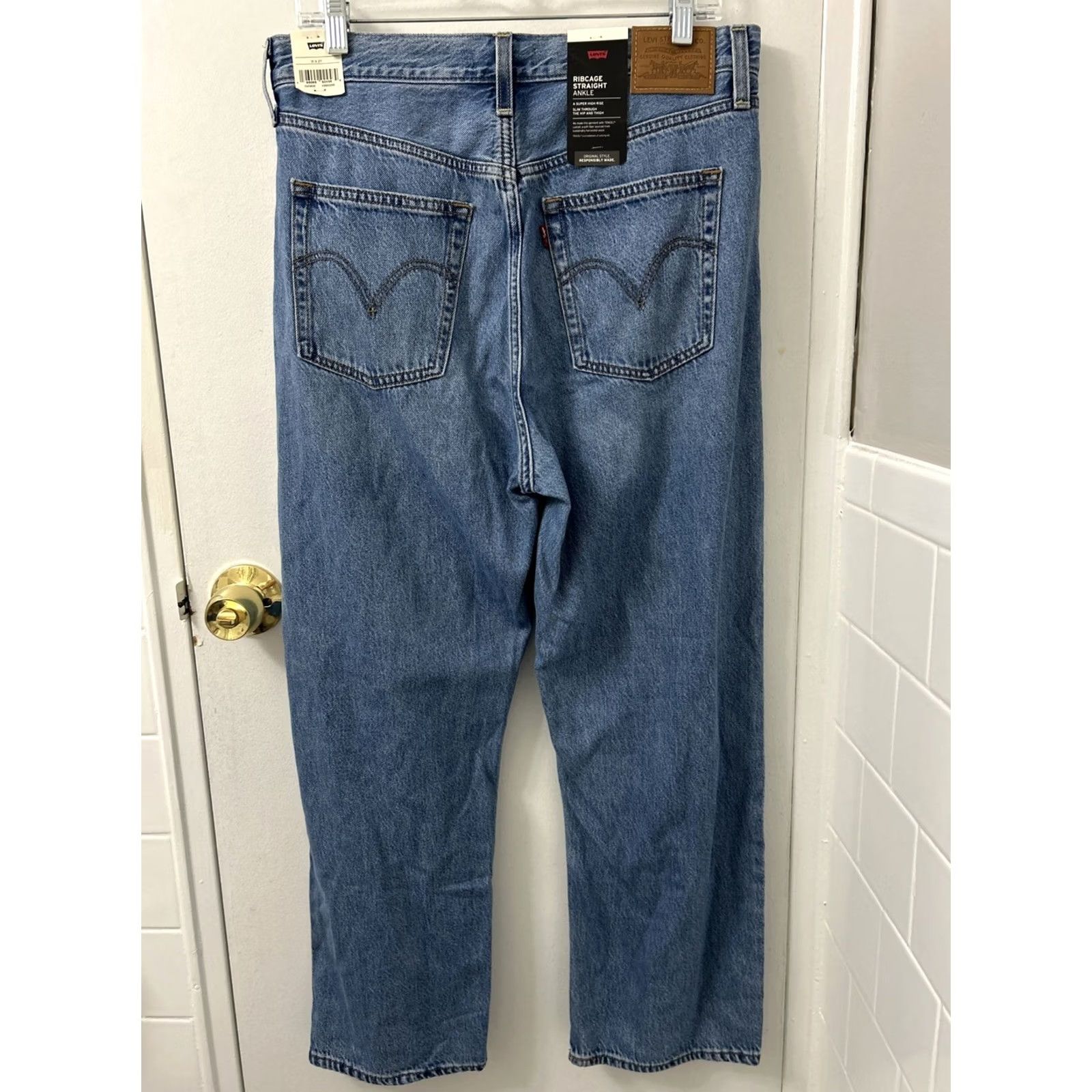 Levi's Levi's Premium Big E Jeans Womens 31x27 Blue Denim Ribcage Straight Ankle Button Size 24" / US 00 / IT 34 - 5 Thumbnail