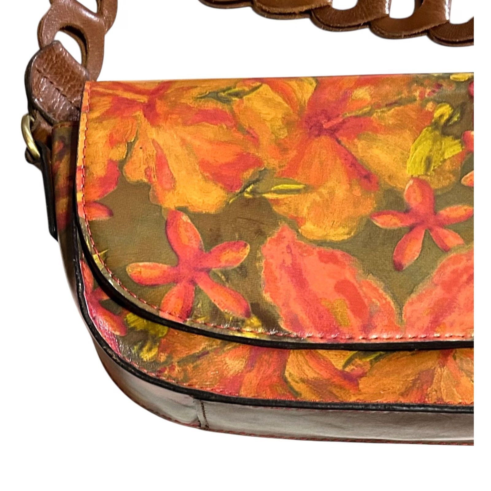 Patricia Nash Patricia Nash Vilette Leather Chain-Link Crossbody Purse Bag Floral Oil Painting Handbag Womens Small Multicolor Leather Crossbody Bag Size ONE SIZE - 4 Thumbnail