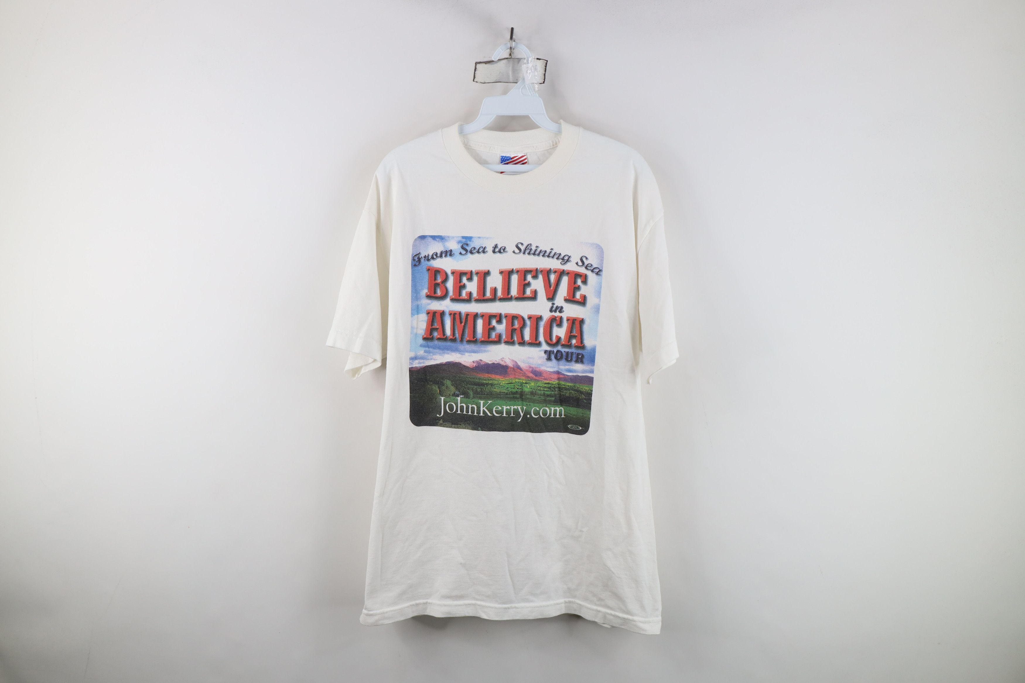 Vintage Vintage Y2K Believe In America President Tour T-Shirt USA Size US L / EU 52-54 / 3 - 1 Thumbnail