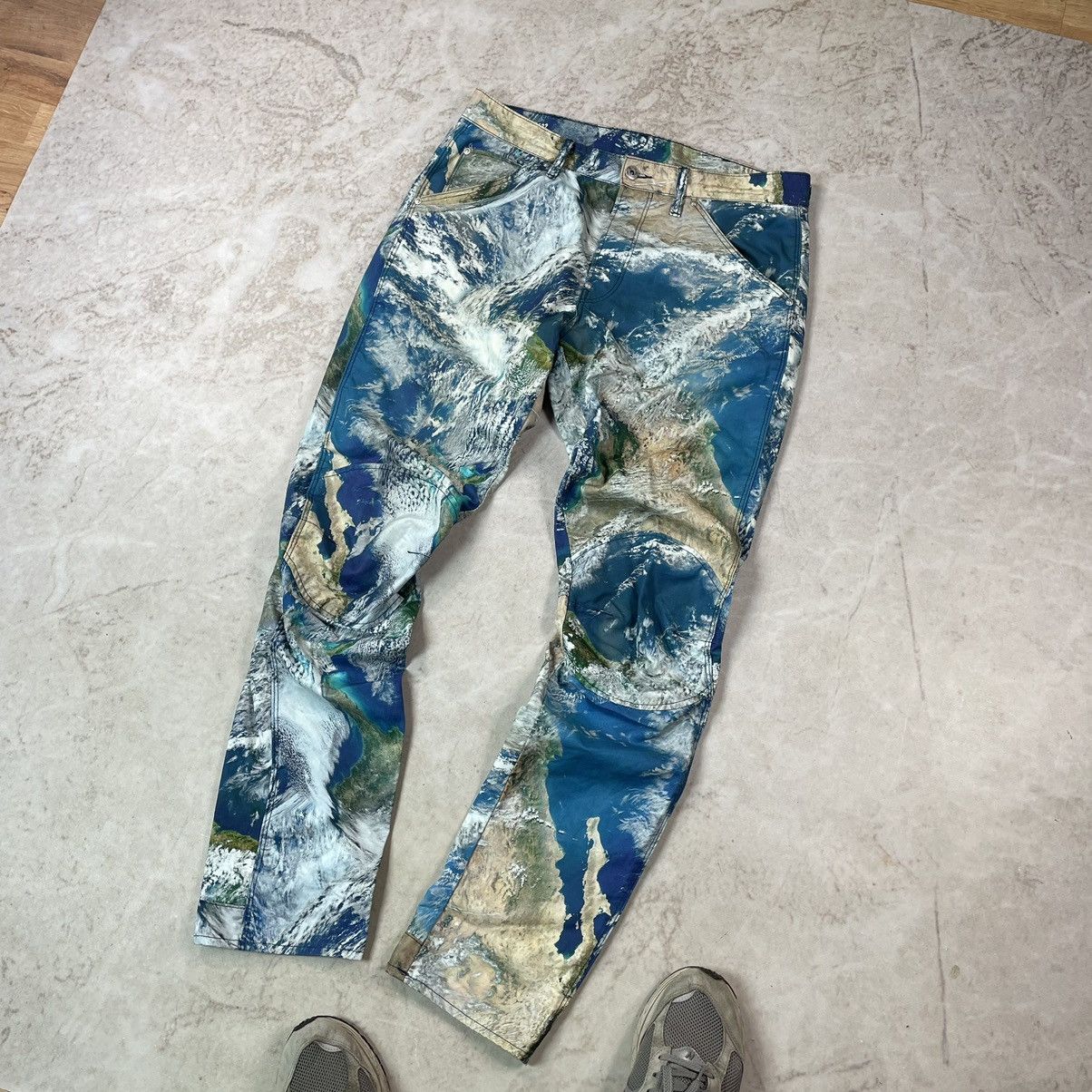 G-Star × Pharrell G-Star Raw x Pharrell Williams Elwood Tapered Double Knee Size US 32 / EU 48 - 1 Thumbnail