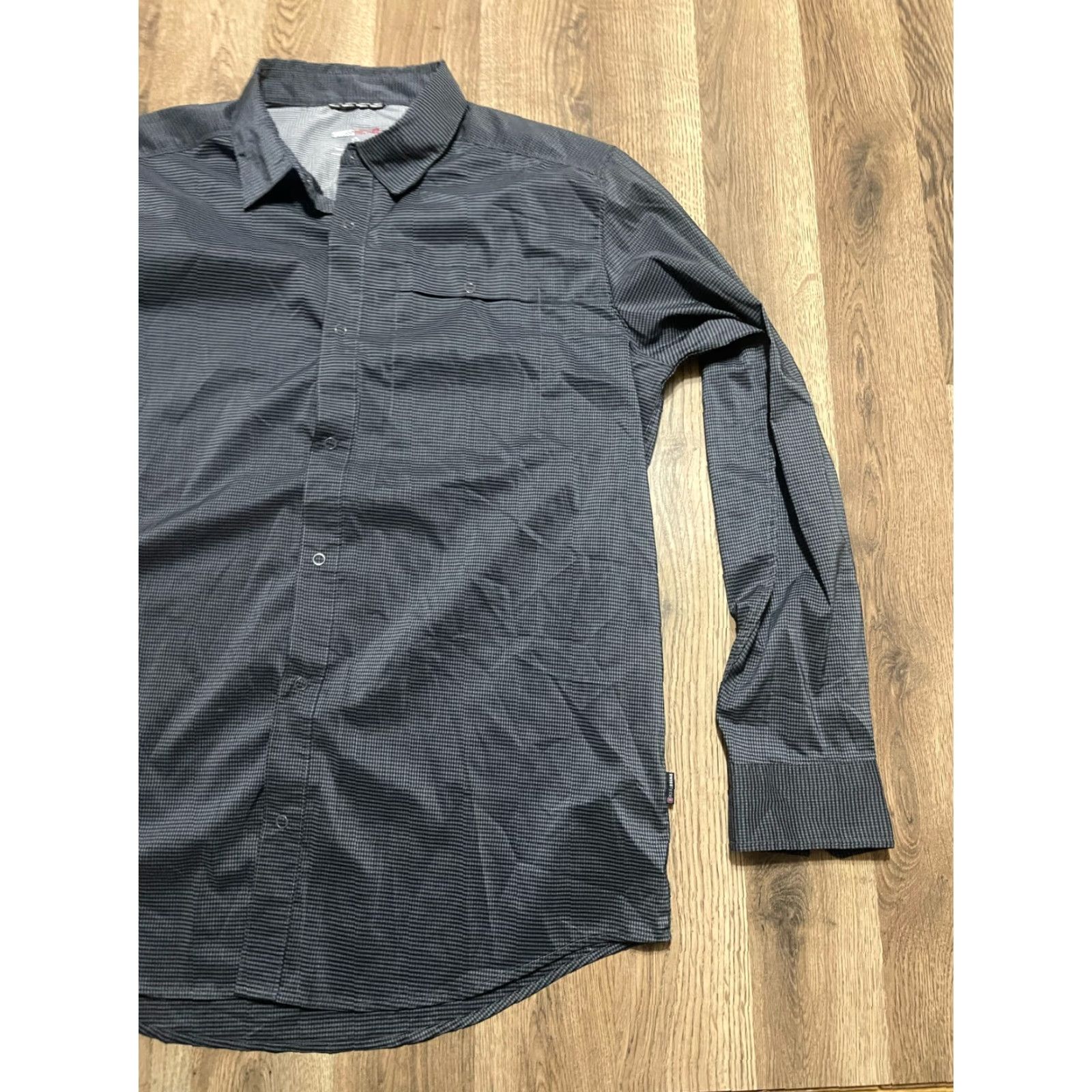 Vintage SwissTech Shirt, Men's Size Large, Button-Up, Long Sleeve, Pocket, Black, Gray, Regular Fit, Casual, Button, Collared, 100% solid? Size US L / EU 52-54 / 3 - 4 Thumbnail