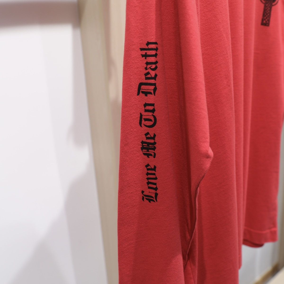 Vetements VETEMENTS 2018 Love Me To Death Cotton Long-Sleeve T-Shirt Size US S / EU 44-46 / 1 - 6 Thumbnail