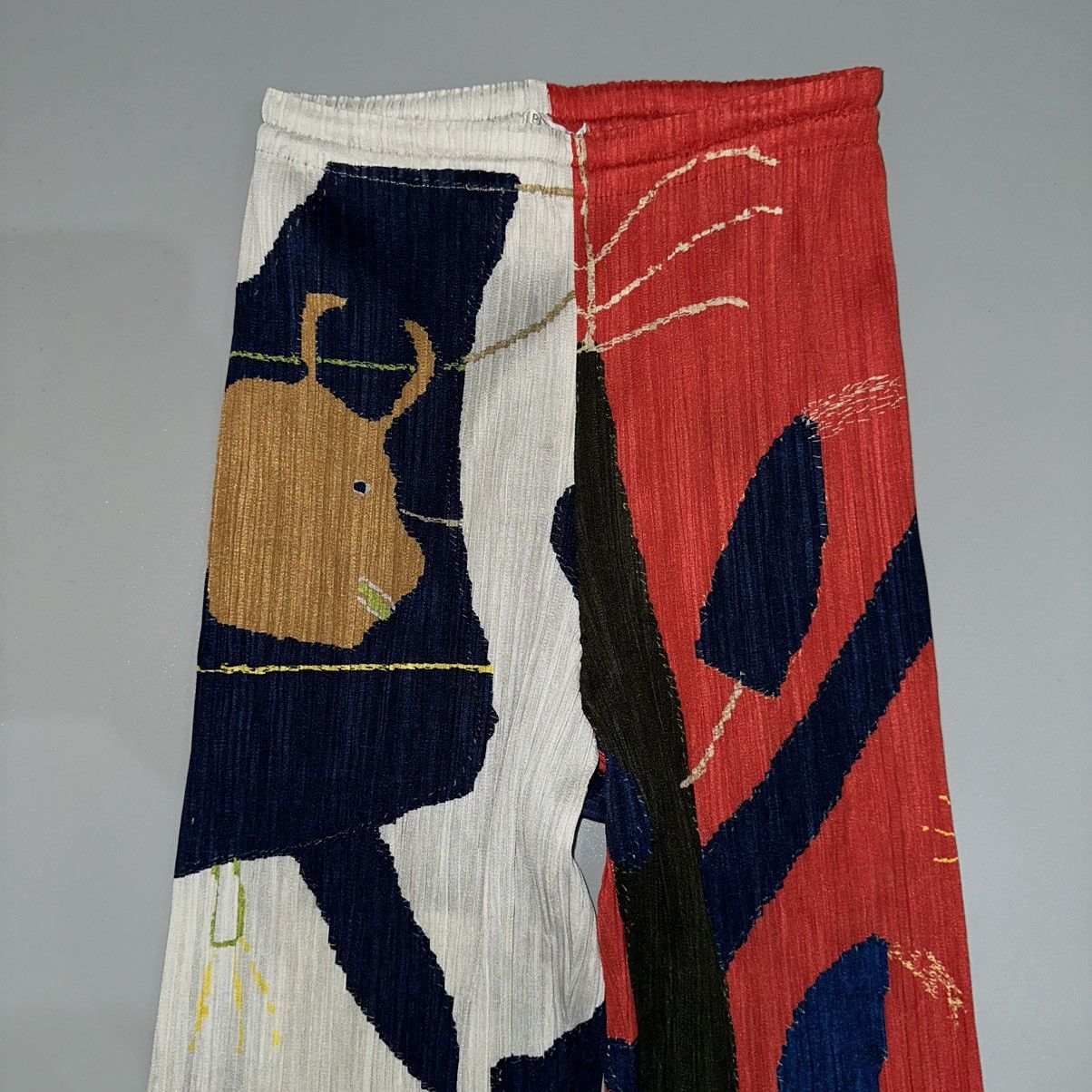 Pleats Please Issey Miyake SS99 Pleats Please Creatures animal pants Size 24" / US 00 / IT 34 - 3 Thumbnail