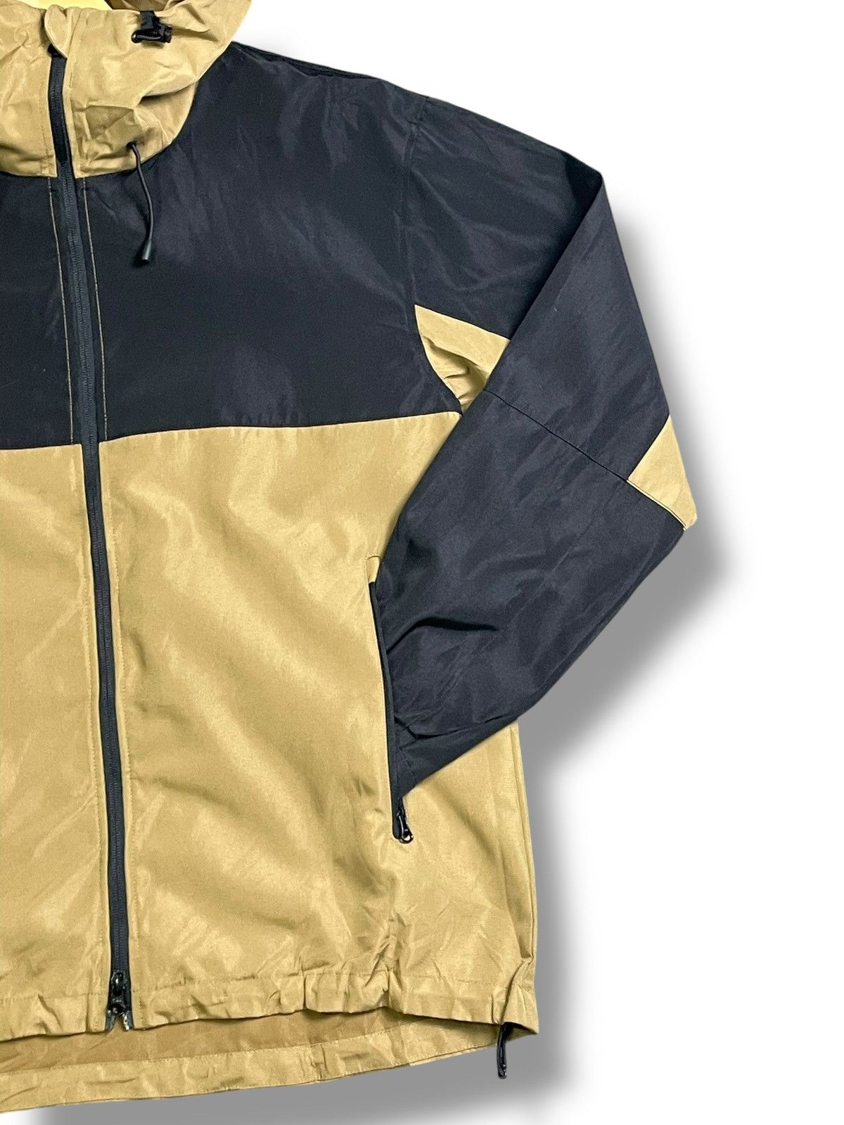 Designer × Japanese Brand × Vintage United Athle x Outfitters Hooded Jacket (39) Size US L / EU 52-54 / 3 - 8 Thumbnail