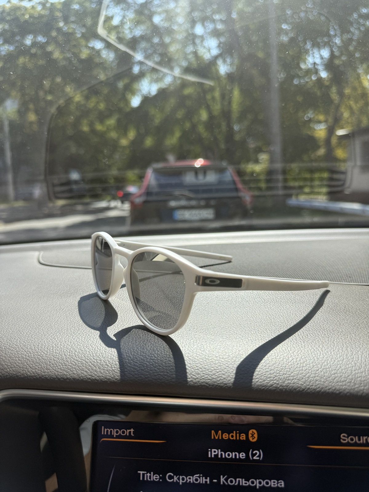 Oakley !DS! Oakley white Sunglasses Size ONE SIZE - 2 Thumbnail