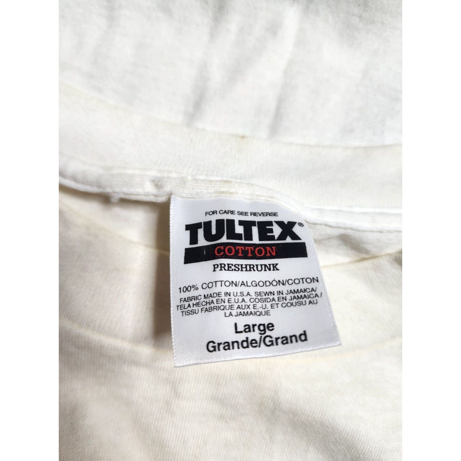 Tultex VINTAGE Tultex Mens L T-Shirt Ivory Embroidered 80s Camping Hiking Mountain Outdoors Size US L / EU 52-54 / 3 - 6 Thumbnail