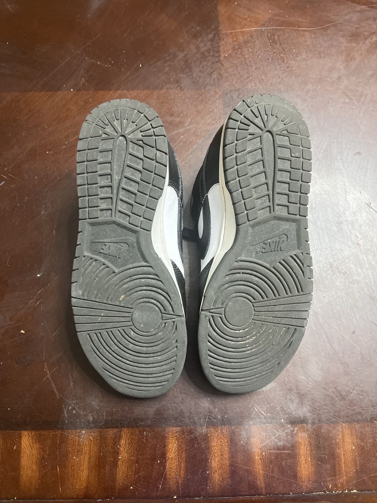 Nike Nike dunk low retro Size US 8.5 / EU 41-42 - 6 Thumbnail