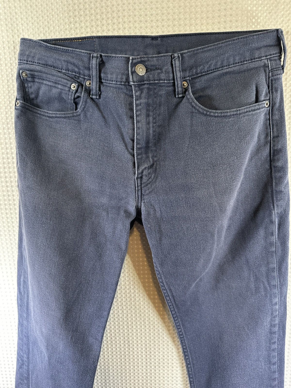 Levi's LEVI’S 511™ SLIM MEN'S JEANS Size US 34 / EU 50 - 6 Thumbnail