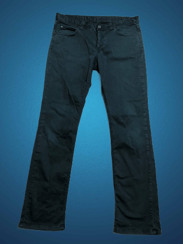 Burberry Burberry Streetwear Straight Denim Jeans Size US 34 / EU 50 - 1 Thumbnail