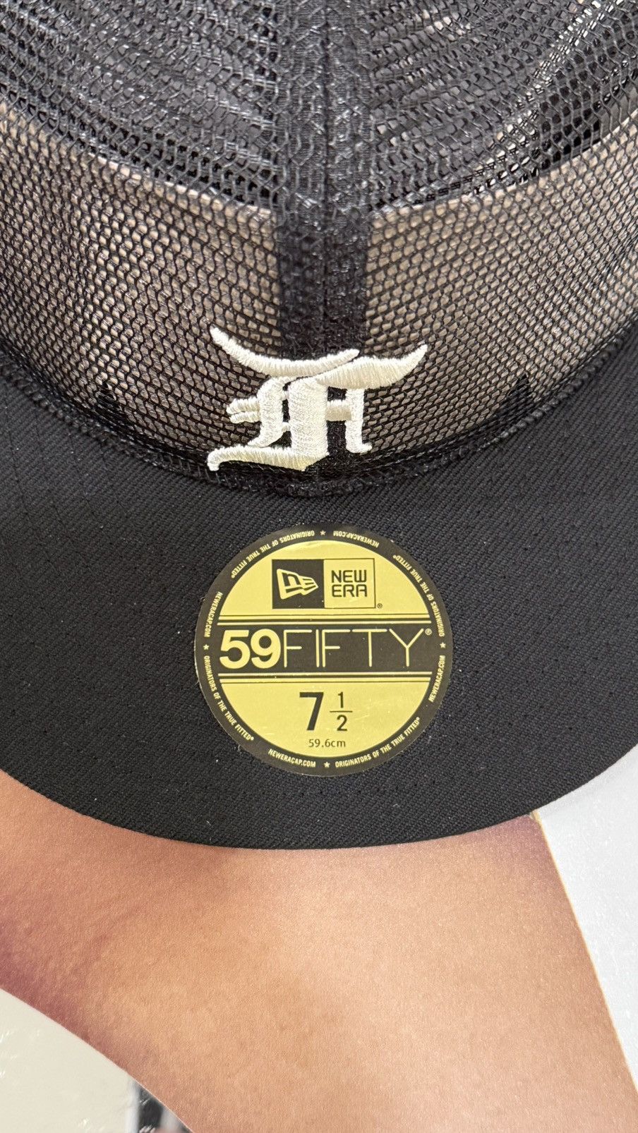Fear of God × MLB × New Era (new+tag) Fear Of God x New Era fitted 59FIFTY hat size 7.5 Size ONE SIZE - 7 Thumbnail
