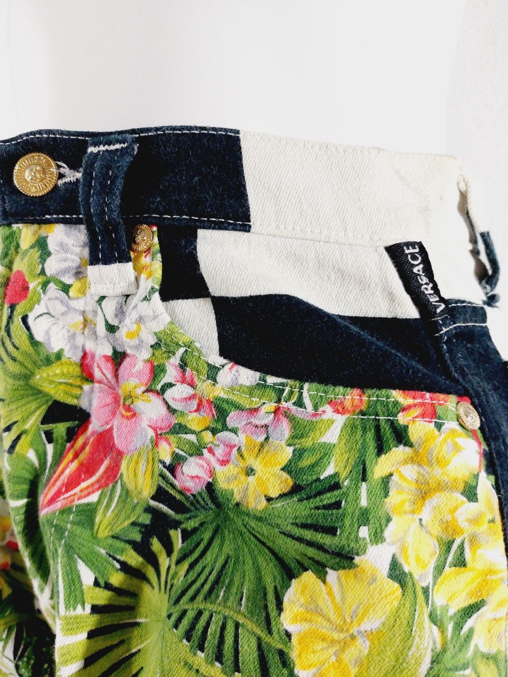 Versace Jeans Couture Versace Miami Tropical Palm Tree Checkered Pants Size 24" / US 00 / IT 34 - 5 Thumbnail