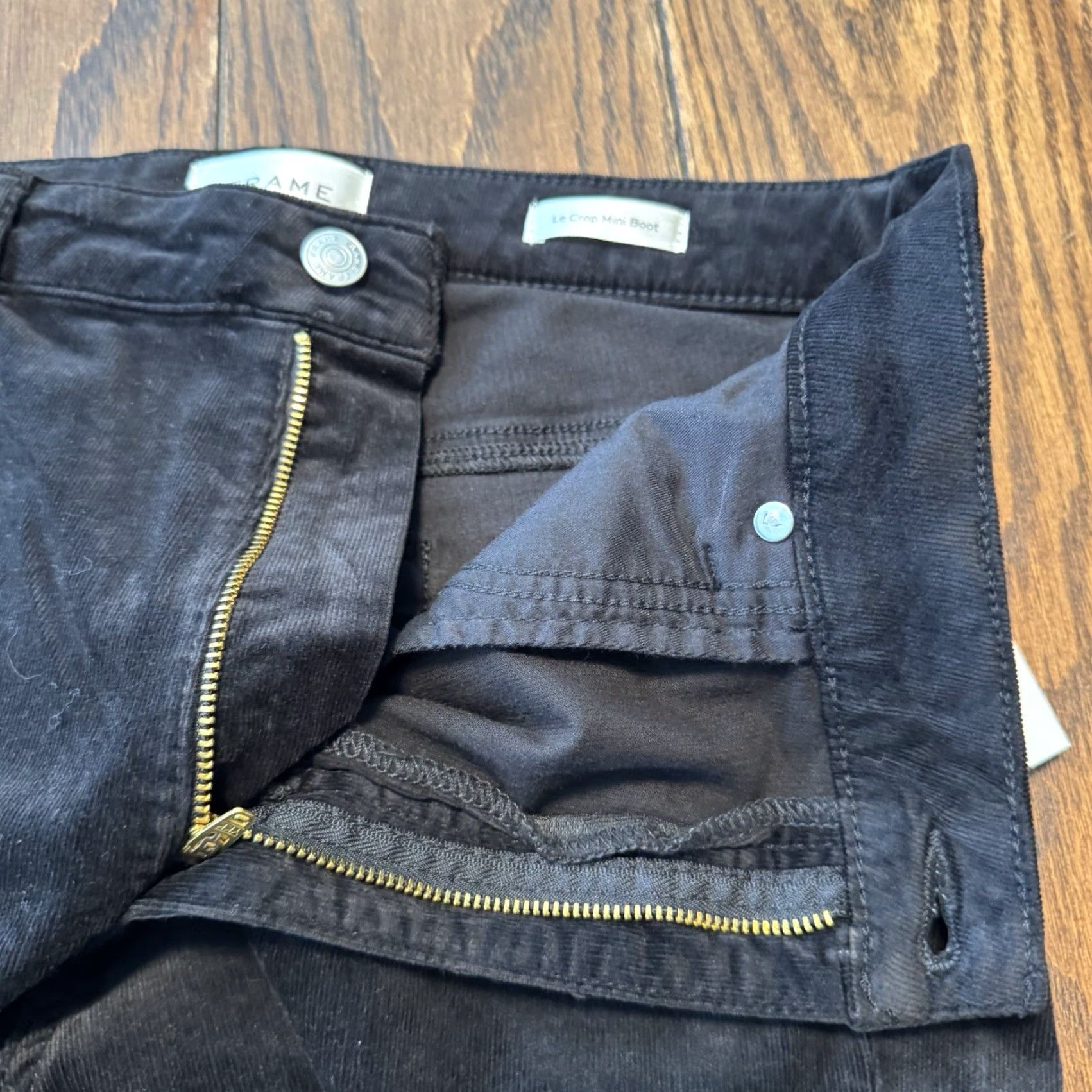 Frame FRAME Le Crop Mini Boot Denim Jeans Mid-Rise Black Size 31 Cropped Womens Regular Inseam 26 New with tags Size 33" - 4 Thumbnail
