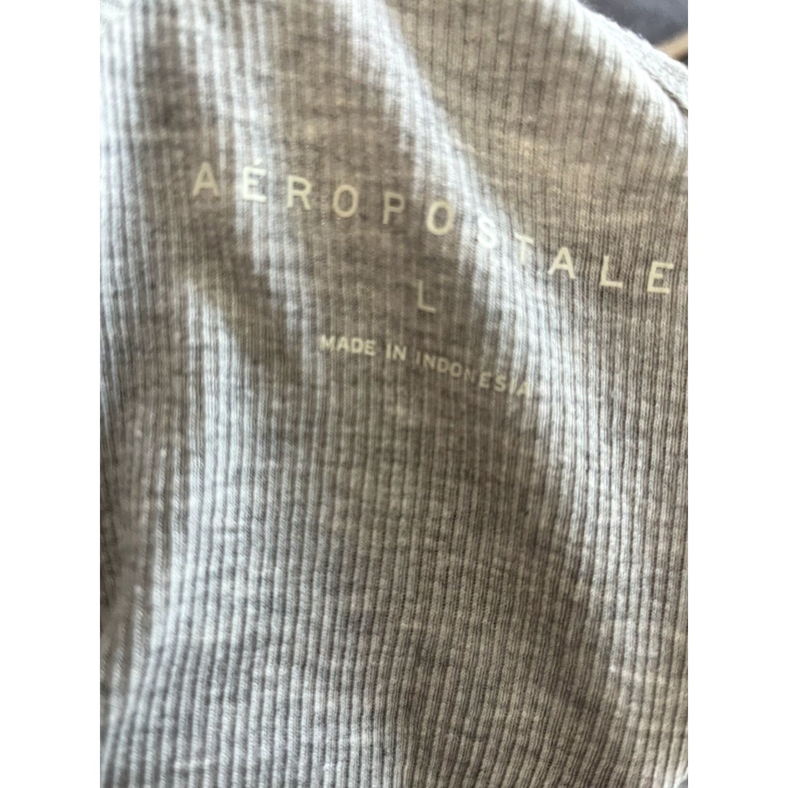 Aeropostale AEROPOSTALE Gray Solid Blouse Women’s Large Beaded Size L / US 10 / IT 46 - 3 Thumbnail