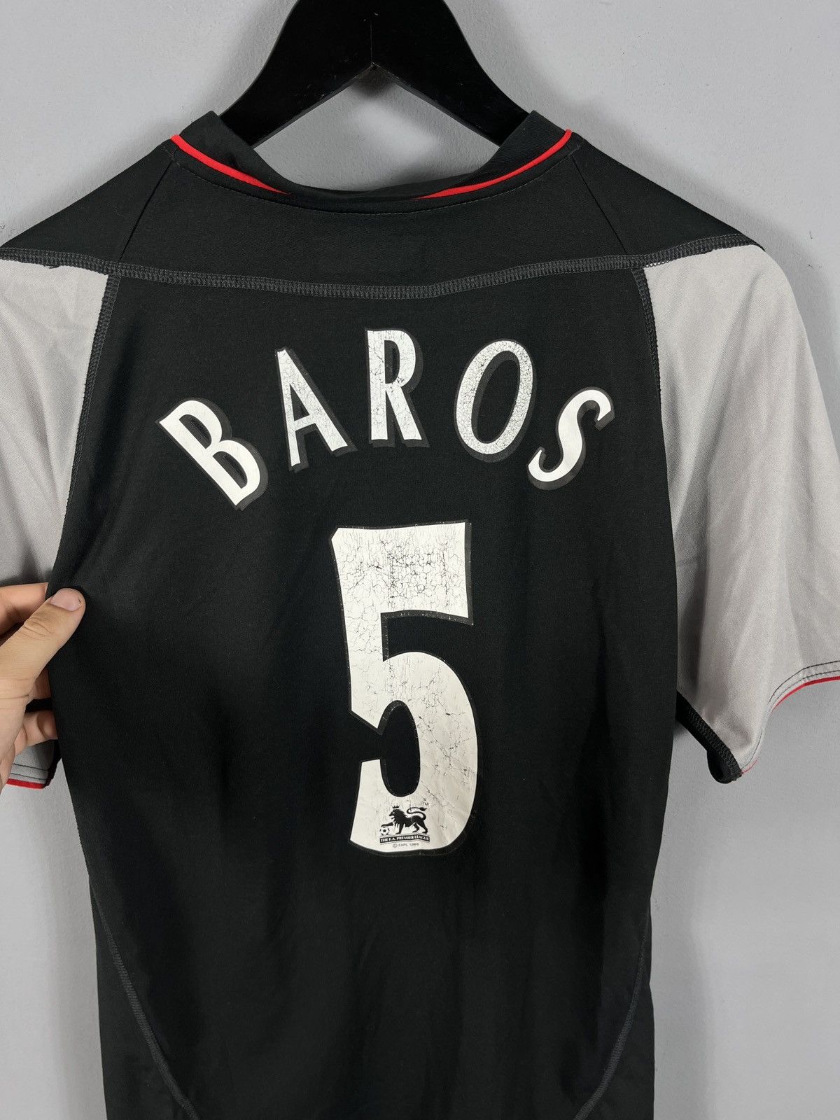 Reebok Vintage jersey 2002/04 LIVERPOOL BAROS #5 AWAY SHIRT Size US M / EU 48-50 / 2 - 8 Thumbnail