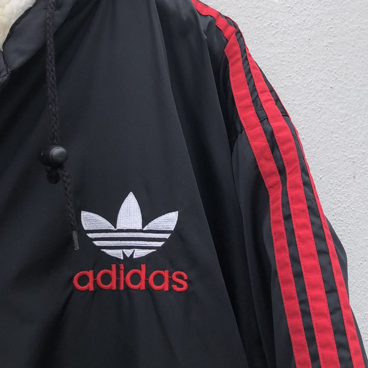 Adidas Vintage Adidas 3 Stripes Big Logo Lined Fleece Coach Jacket Size US L / EU 52-54 / 3 - 7 Thumbnail