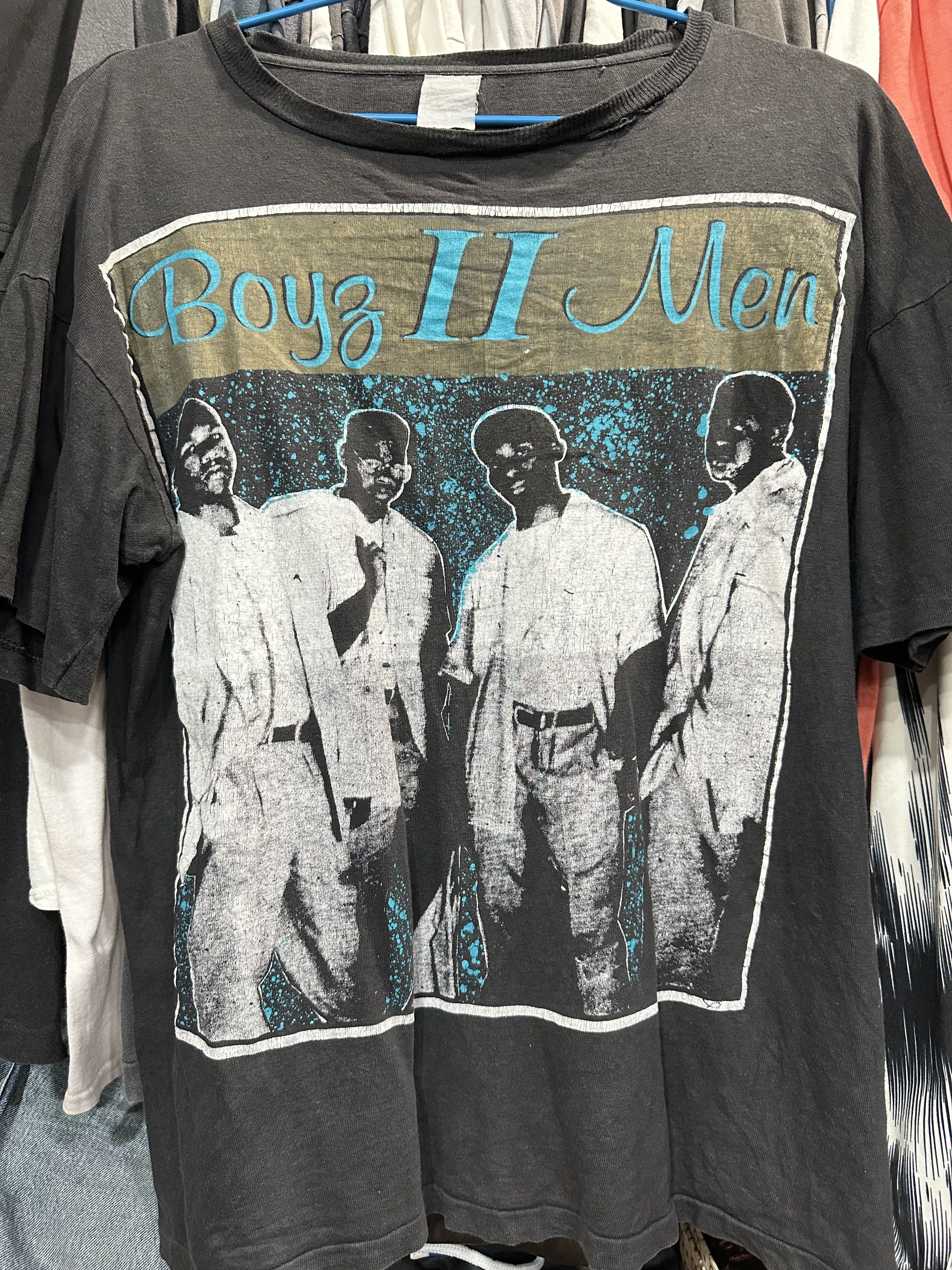 Band Tees × Vintage VINTAGE 90S BOYS II MEN T SHIRTS 1995 TOUR Size US L / EU 52-54 / 3 - 1 Thumbnail