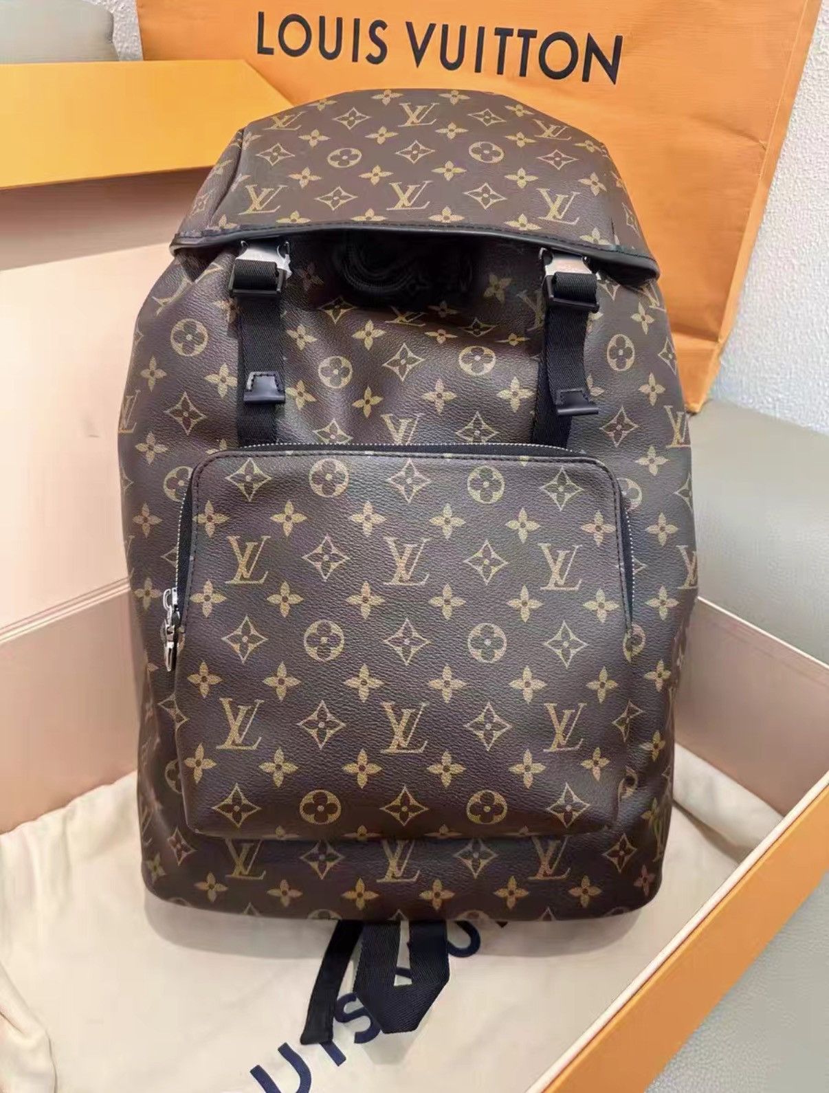Louis Vuitton LV Monogram Zack backpack J38 Size ONE SIZE - 1 Thumbnail
