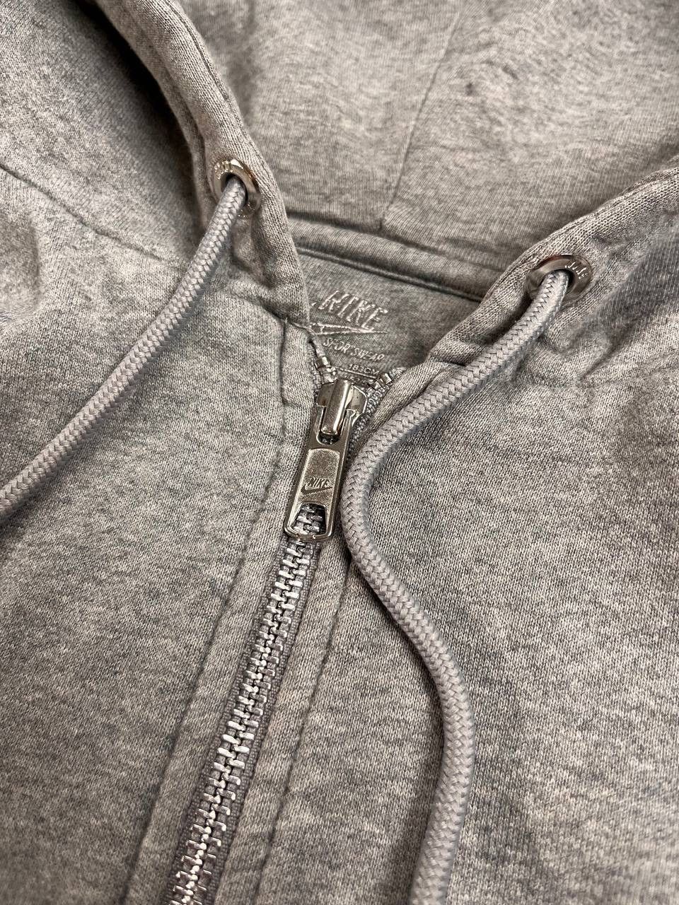 Nike Vintage Nike Swoosh Boxy Zip Hoodie Y2K L Size US L / EU 52-54 / 3 - 4 Thumbnail