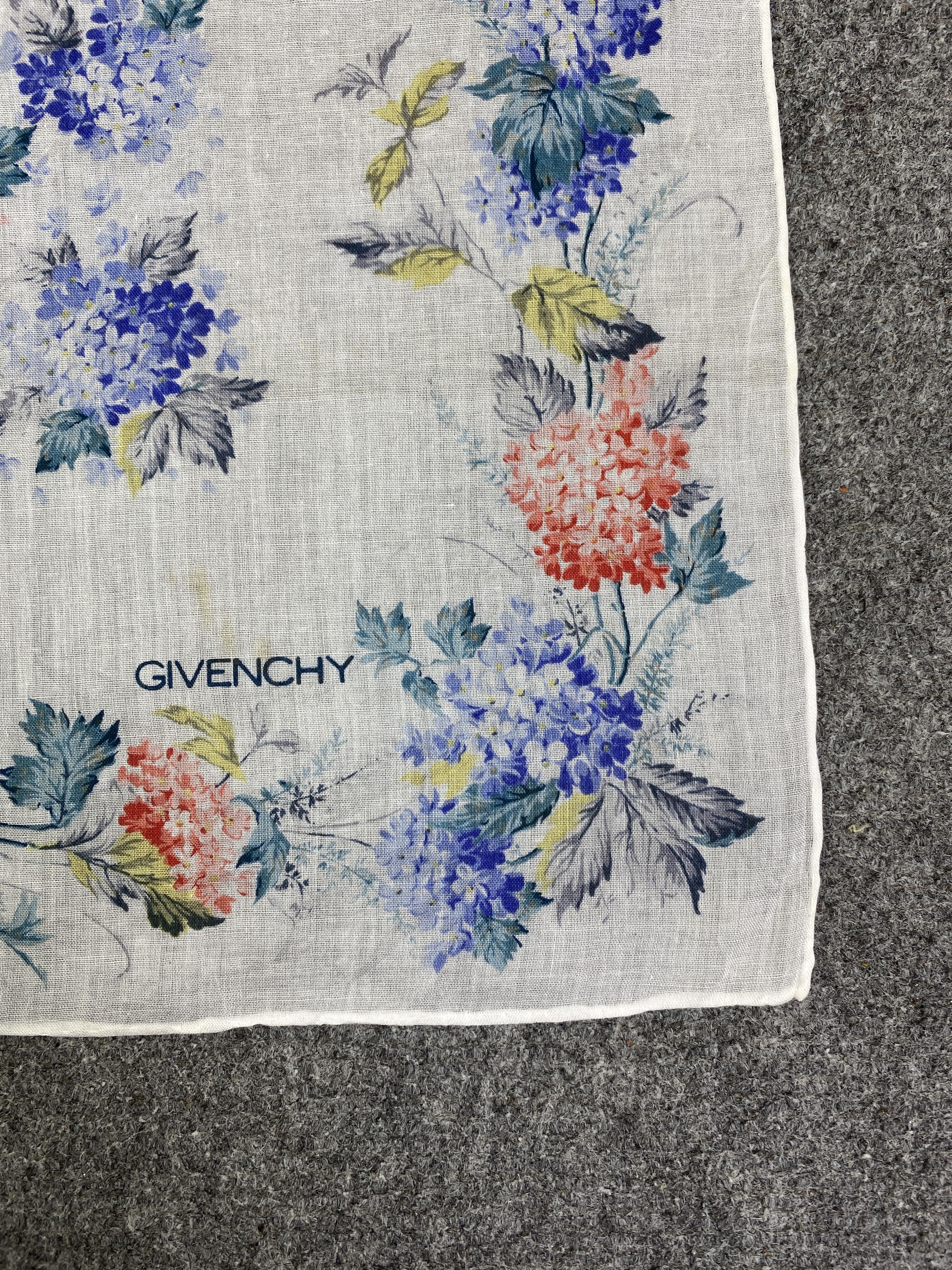 Givenchy Givenchy Handkerchief / Neckerchief / Bandana HKC1082 Size ONE SIZE - 5 Thumbnail