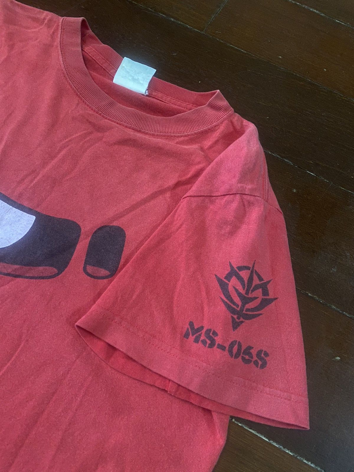 Anime Rare vintage Gundam ZAKU ms-06s anime manga cospa T Shirt Size US M / EU 48-50 / 2 - 5 Thumbnail