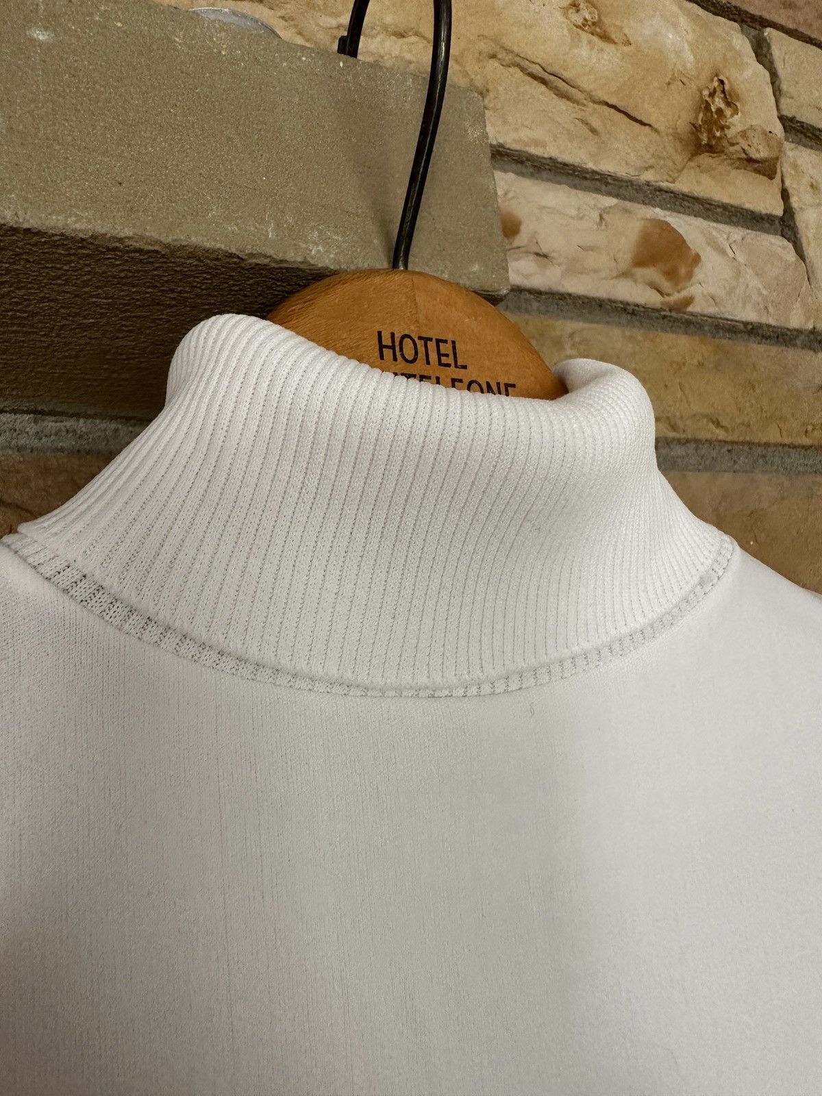 Vintage Vintage 70s Mock Neck Zip Polyester Top Size M / US 6-8 / IT 42-44 - 4 Thumbnail