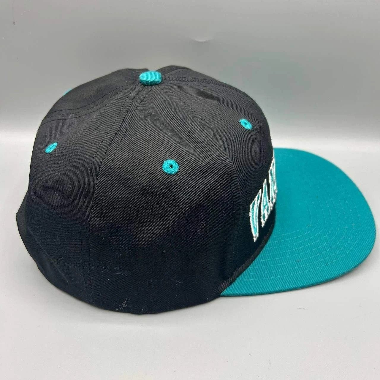 Other Vancouver City Series Hat Men Embroidered Snap Back Size ONE SIZE - 5 Thumbnail