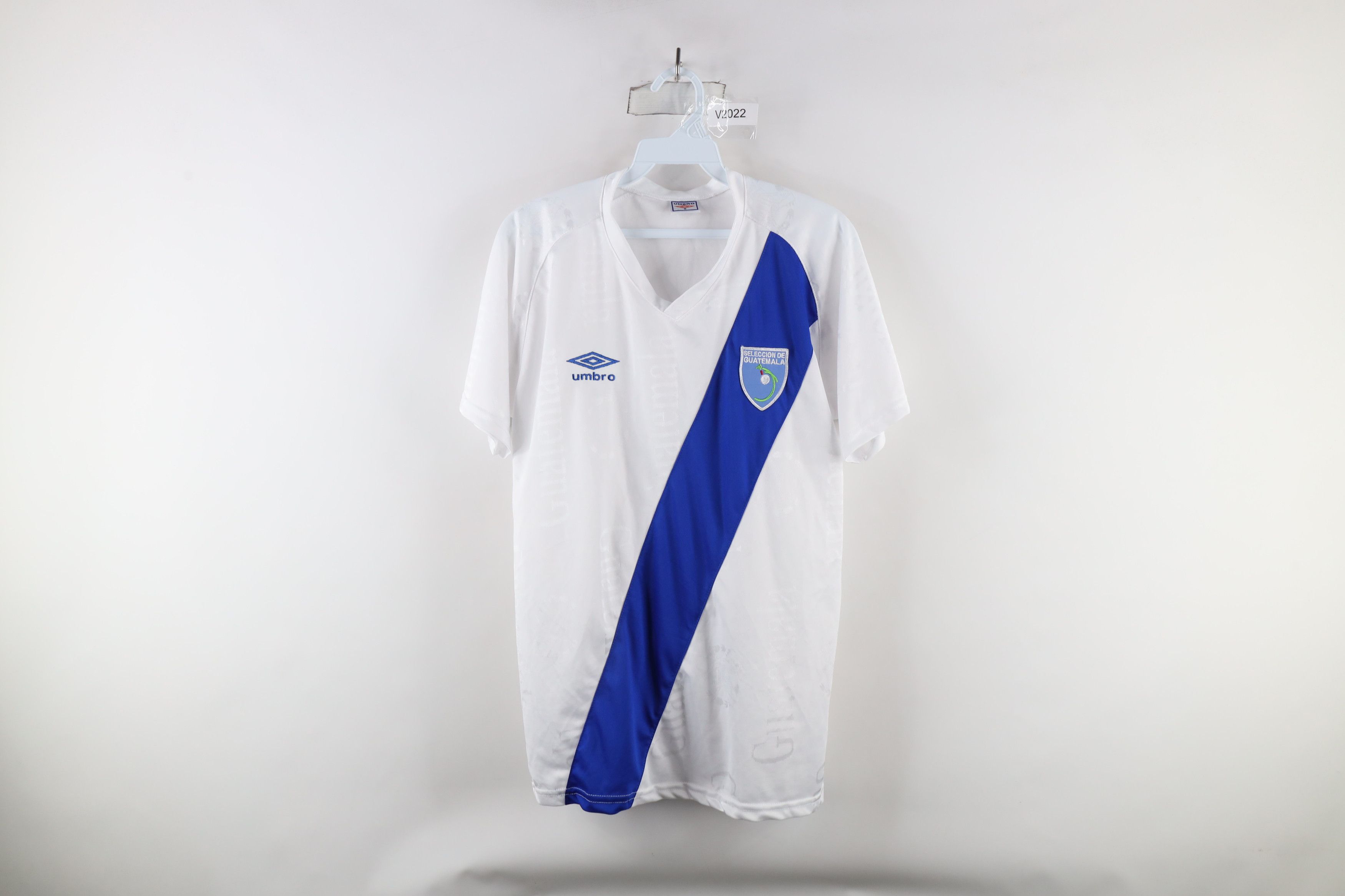 Umbro × Vintage Vintage Umbro All Over Print Guatemala Soccer Futbol Jersey Size US S / EU 44-46 / 1 - 1 Thumbnail