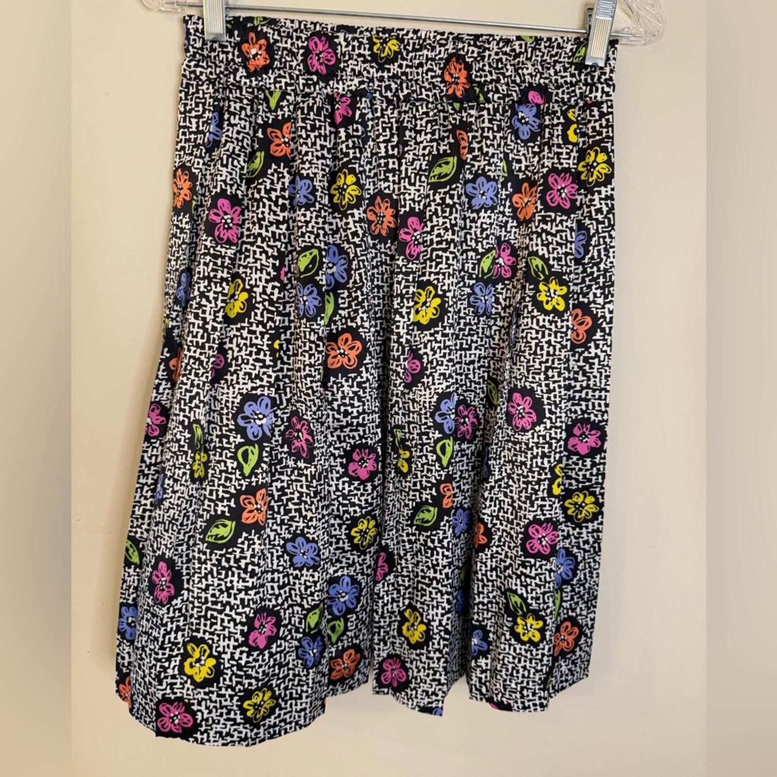Other Floral colorful retro 80’s mini skirt SZ 8 Size 30" / US 8 / IT 44 - 1 Thumbnail