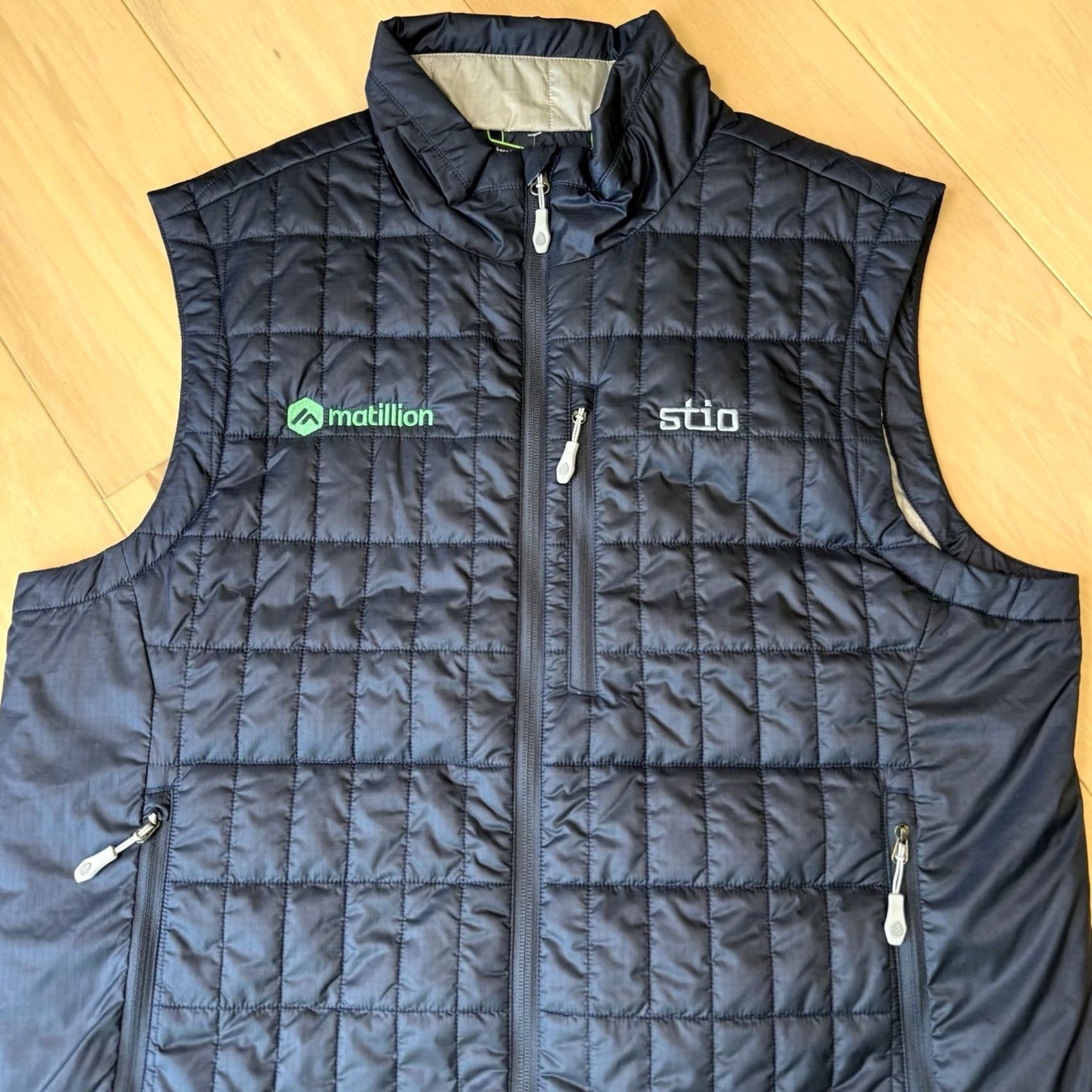 Vintage Stio Azura Insulated Vest Large Blue Full Zip Lightweight Outerwear NWT Vest Men Regular Size L Blue Size US L / EU 52-54 / 3 - 4 Thumbnail
