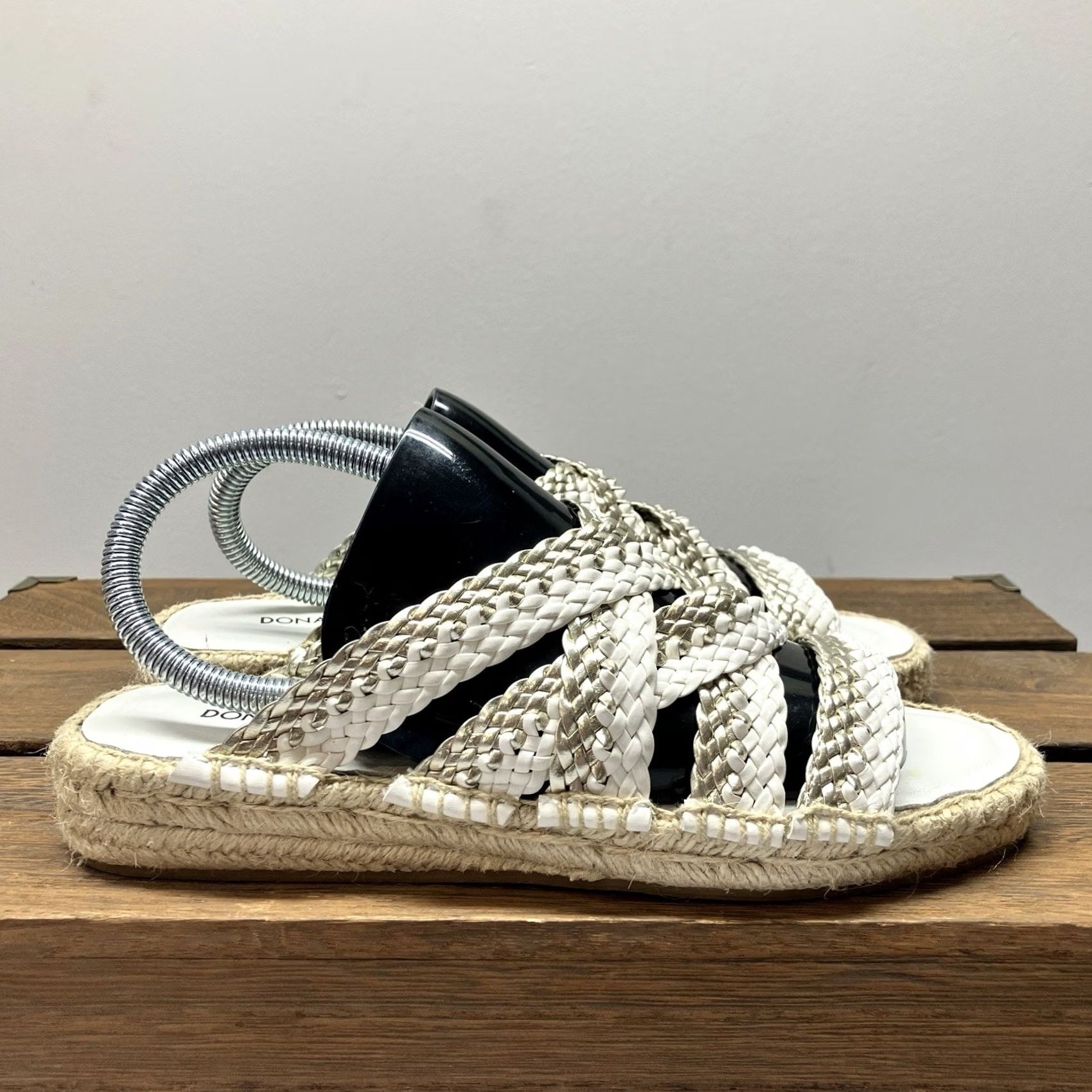 Donald Pliner Donald Pliner Espadrille Womens White Rhonda Sandal Metallic Woven Gold Leather Size Size US 6 / IT 36 - 4 Thumbnail
