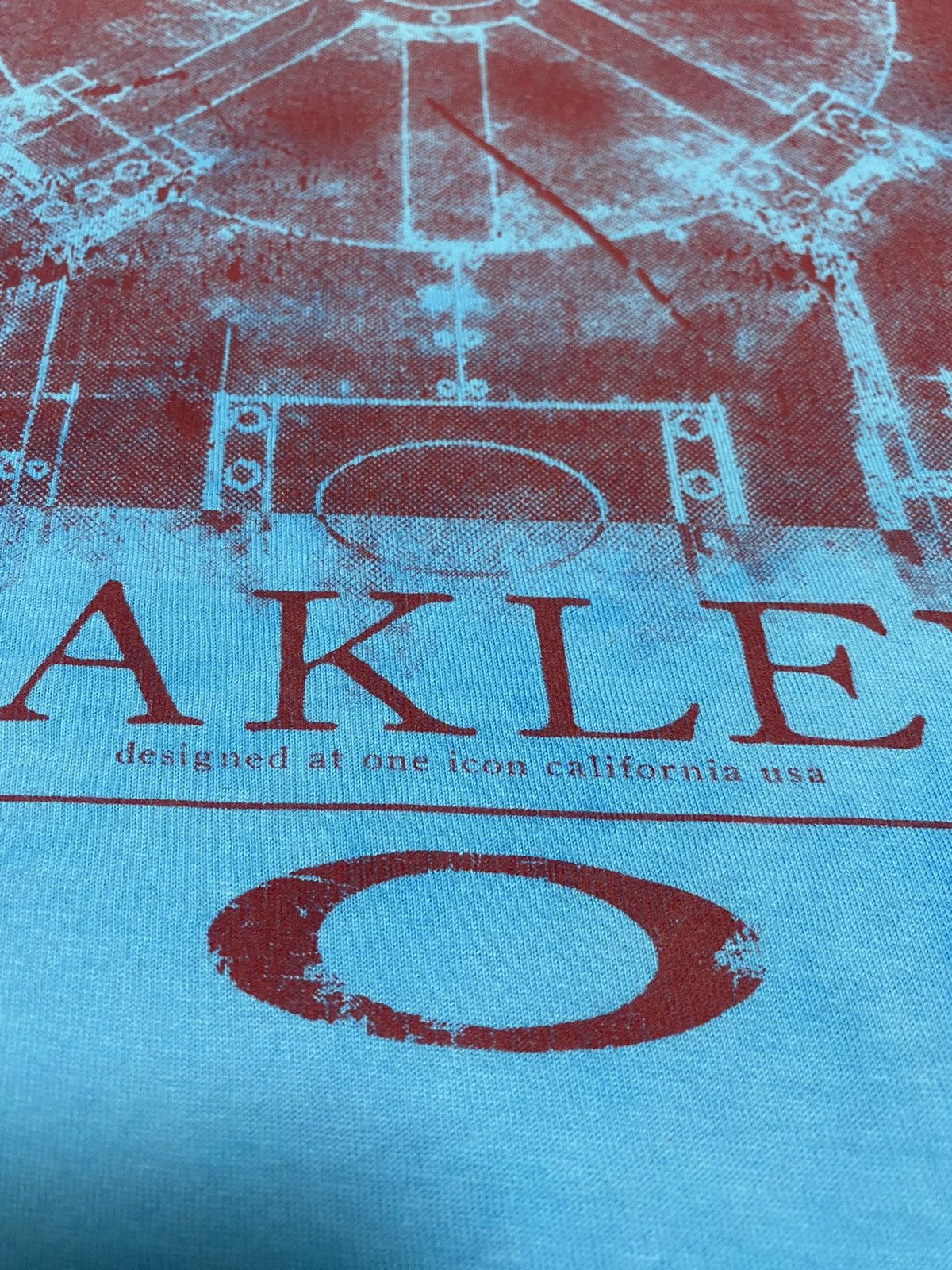 Oakley Vintage OAKLEY Big logo USA Tee size L Size US L / EU 52-54 / 3 - 3 Thumbnail