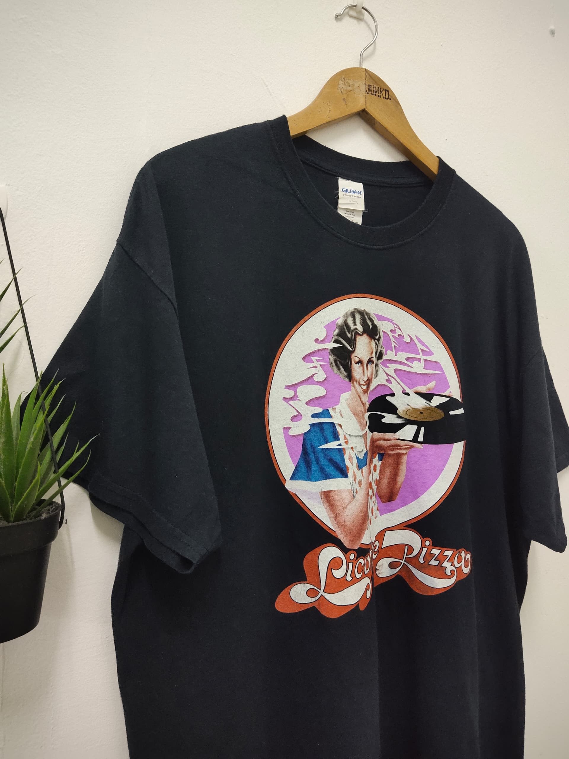 Band Tees Vintage Licorice Pizza Records nice graphic tee print Size US XL / EU 56 / 4 - 3 Thumbnail