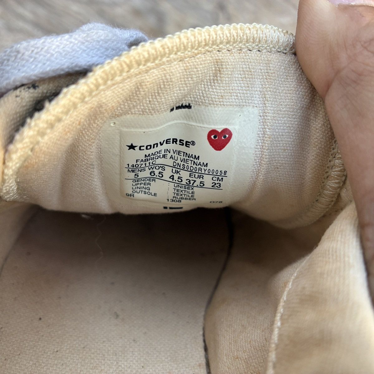 Comme des Garcons PLAY × Converse Comme des Garçons PLAY & Converse Collaboration Multi Heart Size US 6.5 / IT 36.5 - 2 Thumbnail