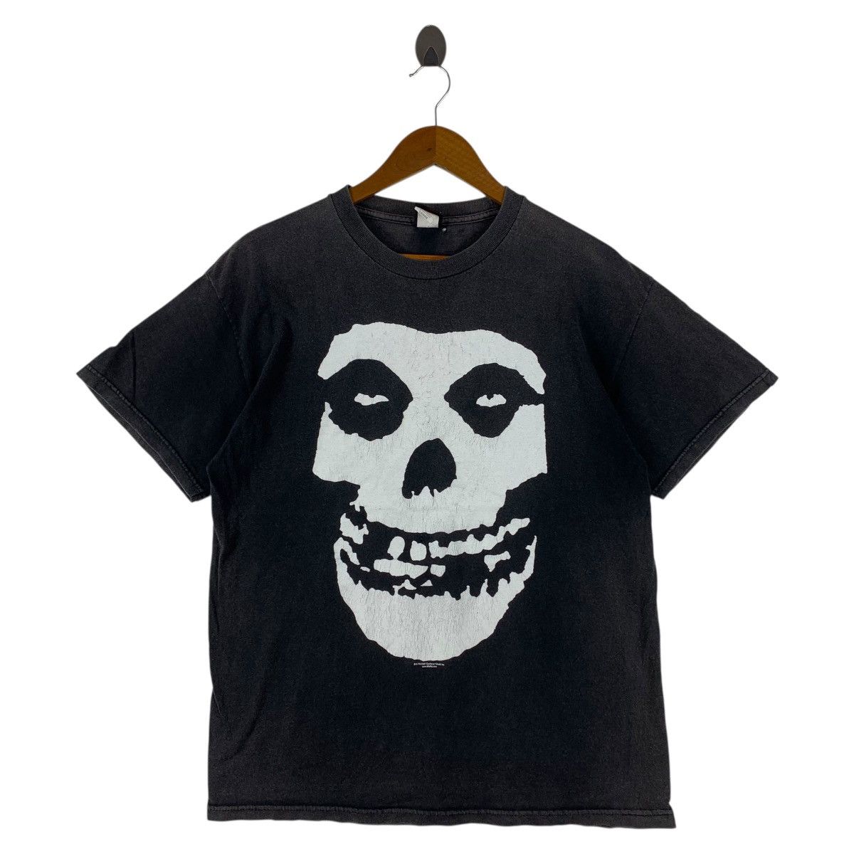 Other Vintage 2001 Misfits "Crimson Ghost" Skull Tee Size US L / EU 52-54 / 3 - 1 Thumbnail