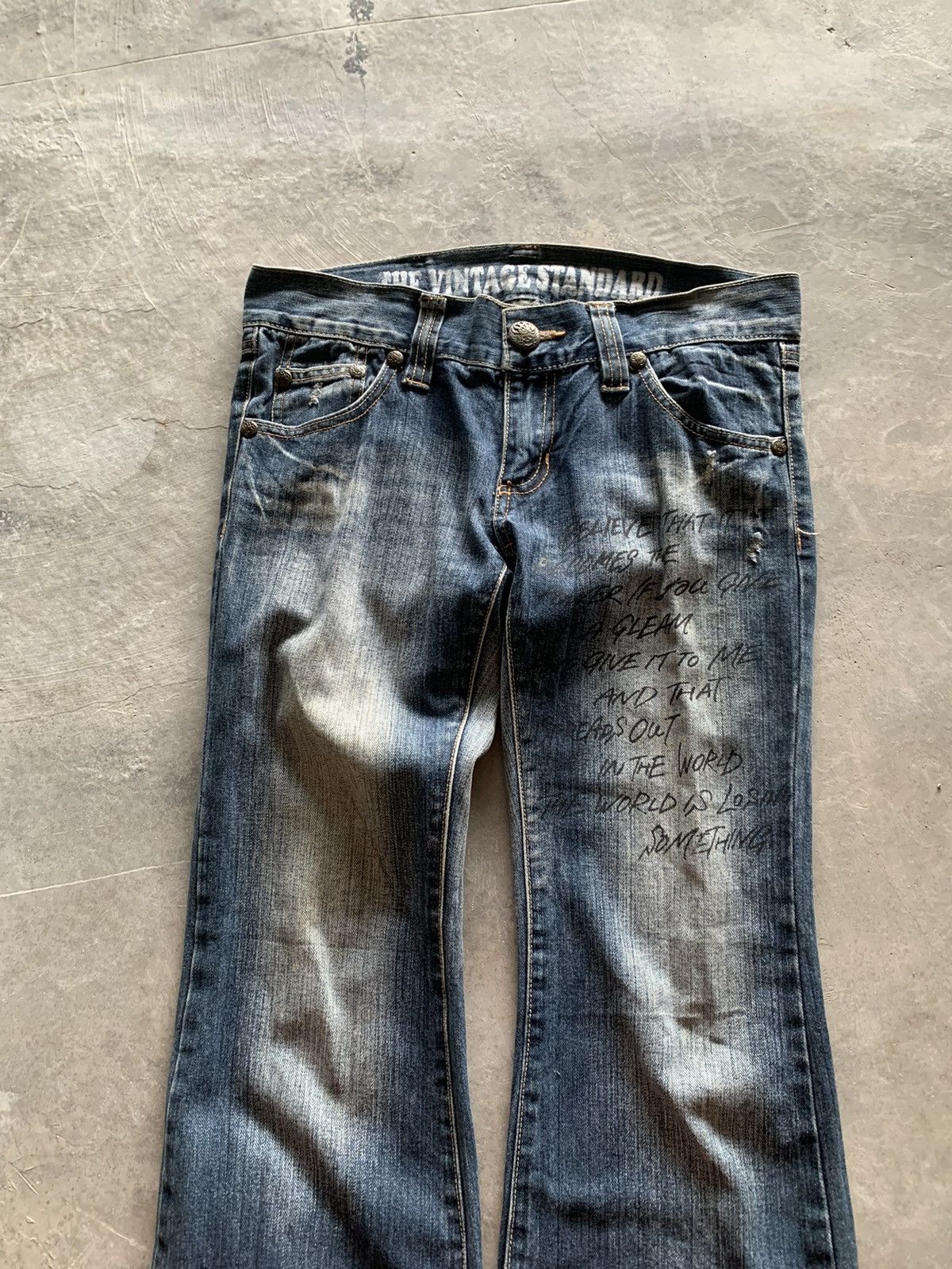 20471120 Y2K i6w9 style poem flare washed denim with paint design Size 31" - 4 Thumbnail