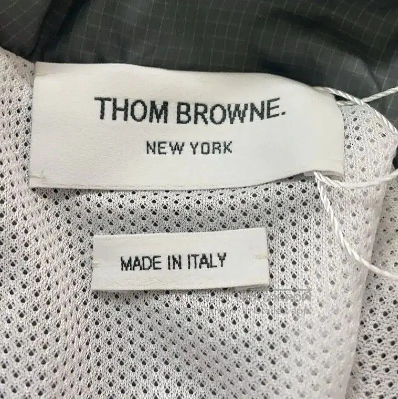Thom Browne Thom Browne Women's Gray Polyester Coat . Size M / US 6-8 / IT 42-44 - 4 Thumbnail