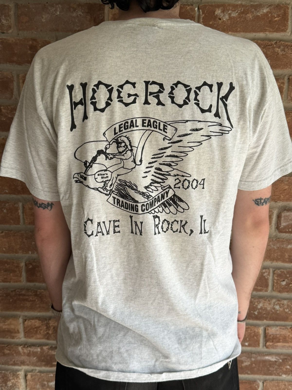 Fruit Of The Loom Vintage 04 Hogrock River Rally T Size L Cave-In-Rock Biker T Size US L / EU 52-54 / 3 - 1 Thumbnail