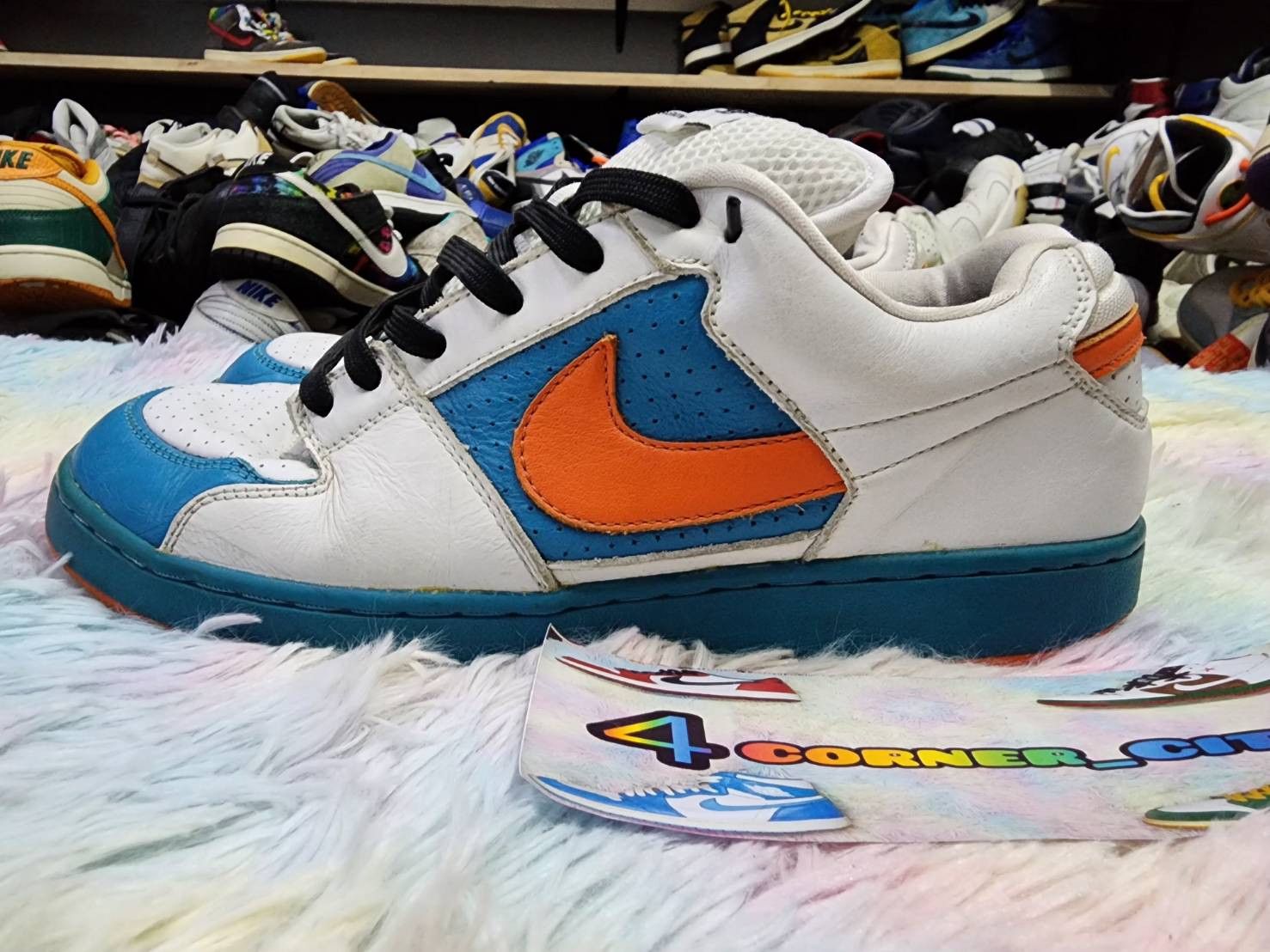 image of Nike Sb Team Edition Blue 2005 Shoes in White Blue, Men's (Size 10)