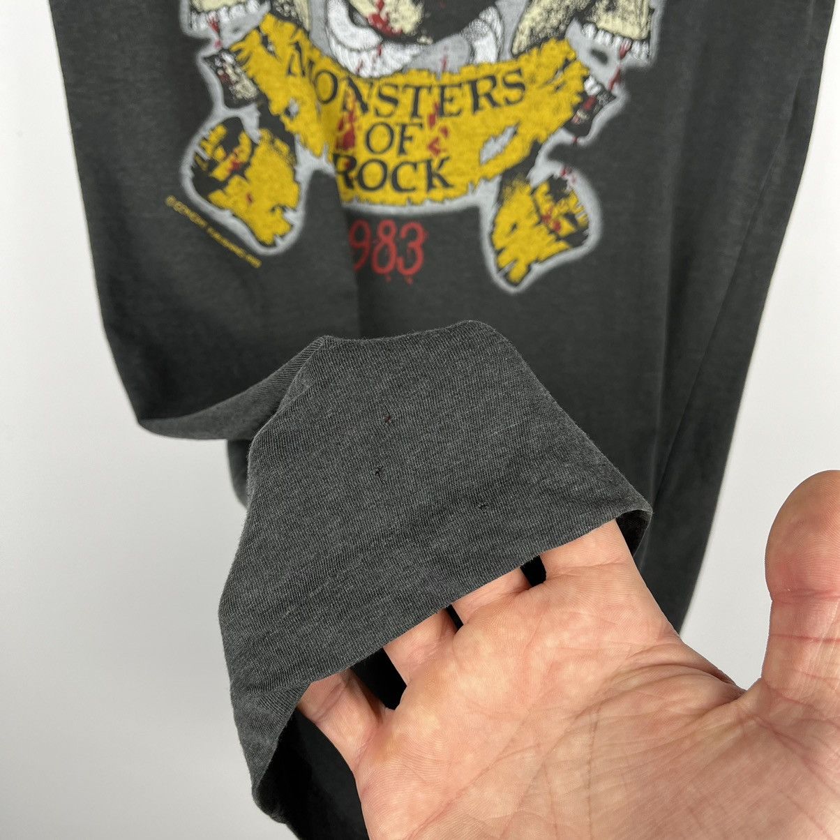Band Tees Vintage Monster Of Rock rare rock tour T Shirt 1983 Size US M / EU 48-50 / 2 - 10 Thumbnail
