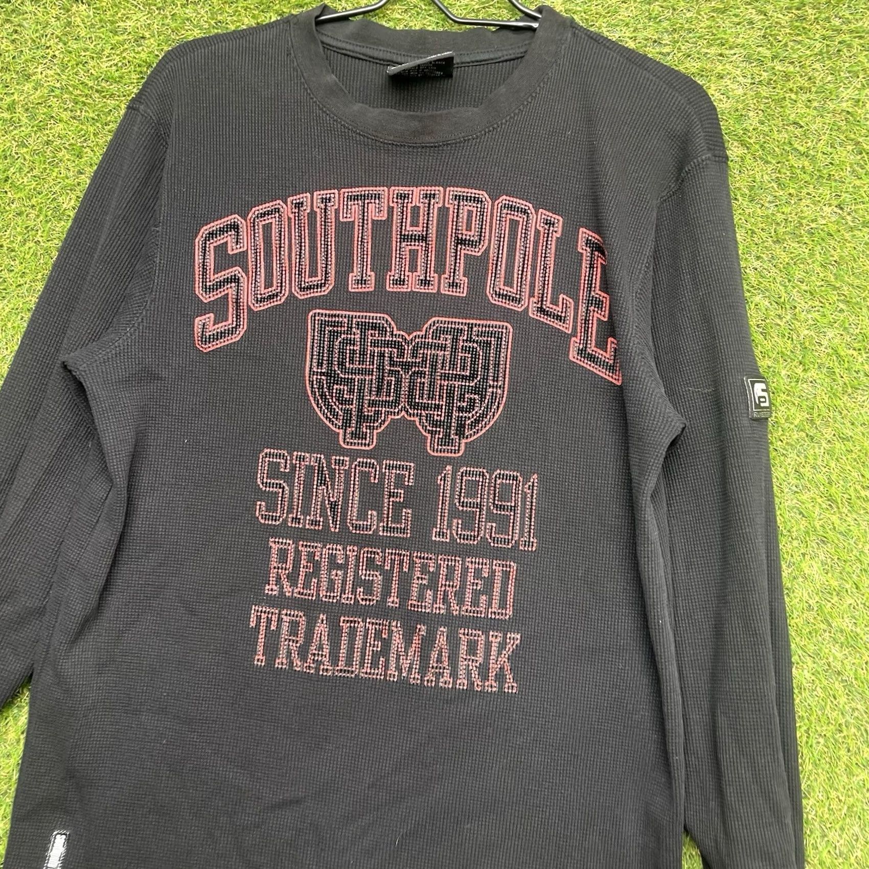 Southpole Southpole Y2K Thermal Shirt Mens XL Black Graphic Long Sleeve Grunge Gothic Hipster 2000s Vintage Crew Neck T-Shirt Men XLT Size US XL / EU 56 / 4 - 3 Thumbnail