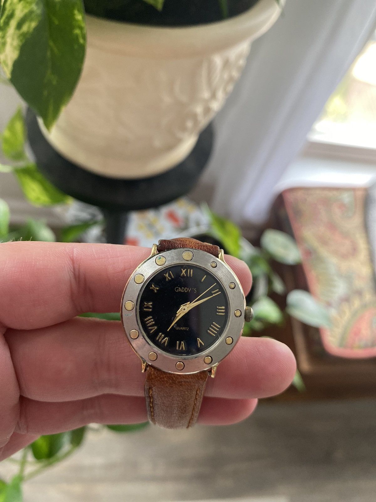 Other VINTAGE GADDY’S QUARTZ TWO TONED WATCH GENUINE LEATHER BAND Size ONE SIZE - 8 Thumbnail