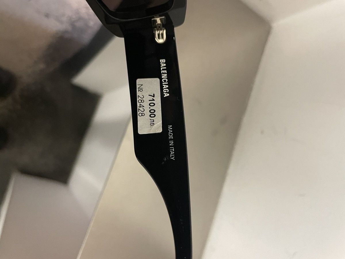 Balenciaga ‘EDGY RECTANGLE’ SUNGLASSES Size ONE SIZE - 2 Thumbnail