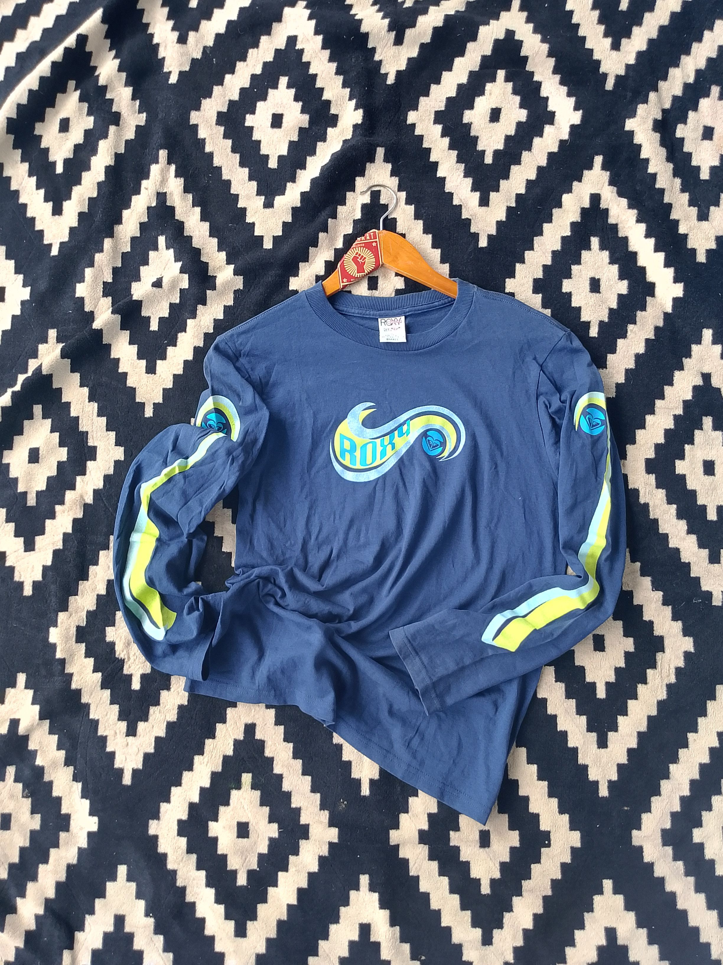 Quiksilver 💥 Vintage Surfwear Roxy Quiksilver Long Sleeve T-shirt Size US S / EU 44-46 / 1 - 1 Thumbnail