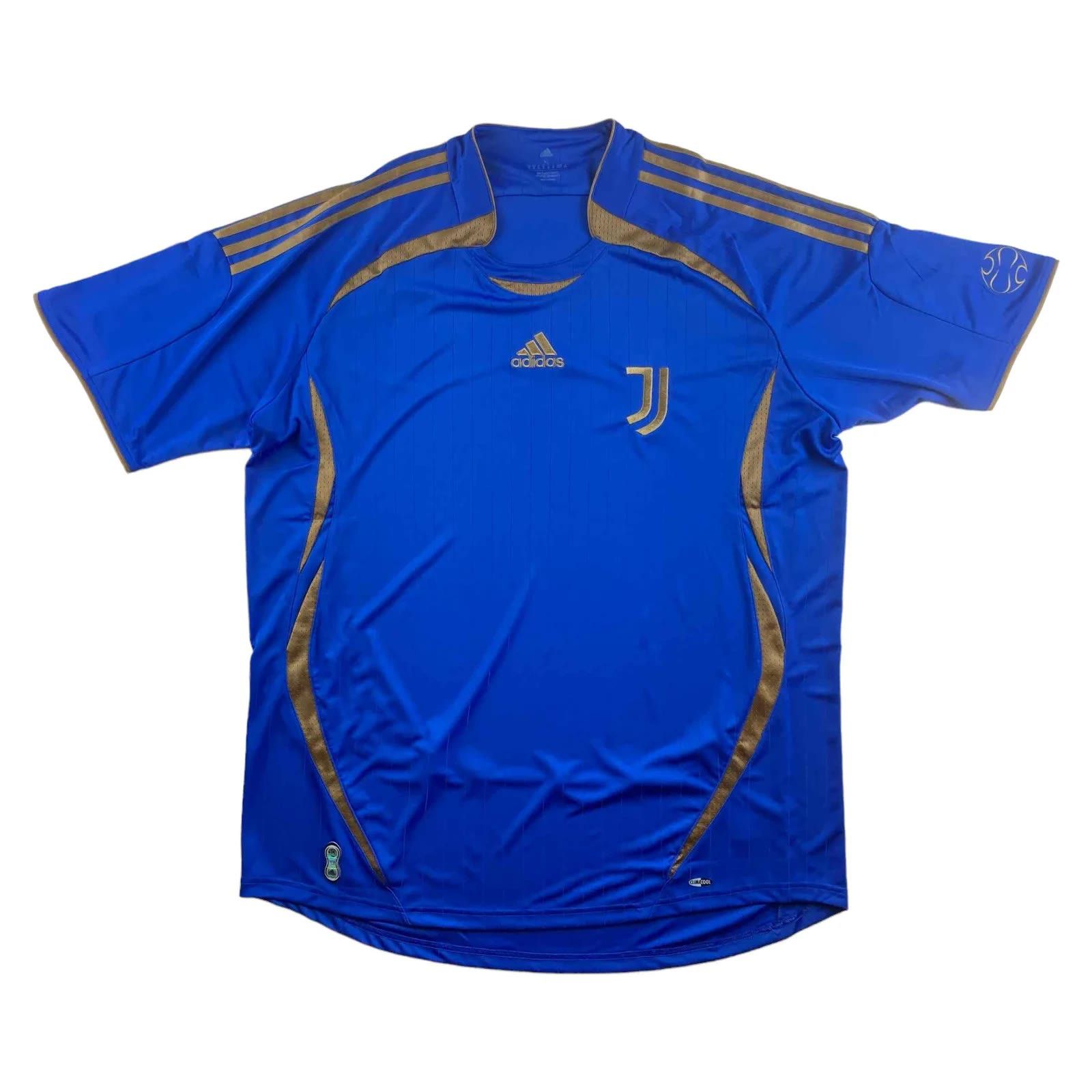 Adidas Juventus 2021-22 Adidas Teamgeist football jersey size XL Size US XL / EU 56 / 4 - 1 Thumbnail