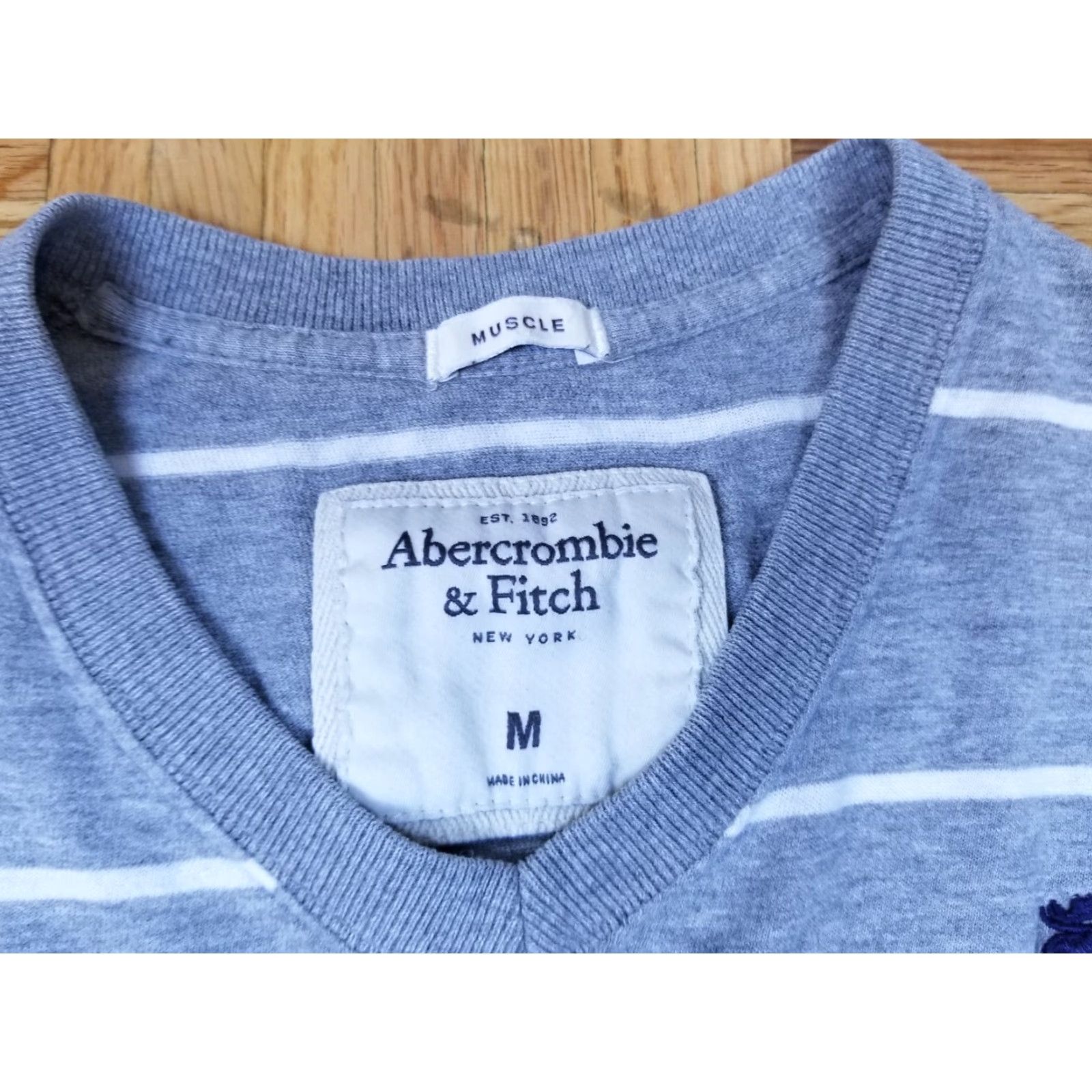 Abercrombie & Fitch Abercrombie & Fitch T-Shirt M Gray Y2K Muscle Shirt Mens XS? Size US M / EU 48-50 / 2 - 2 Thumbnail