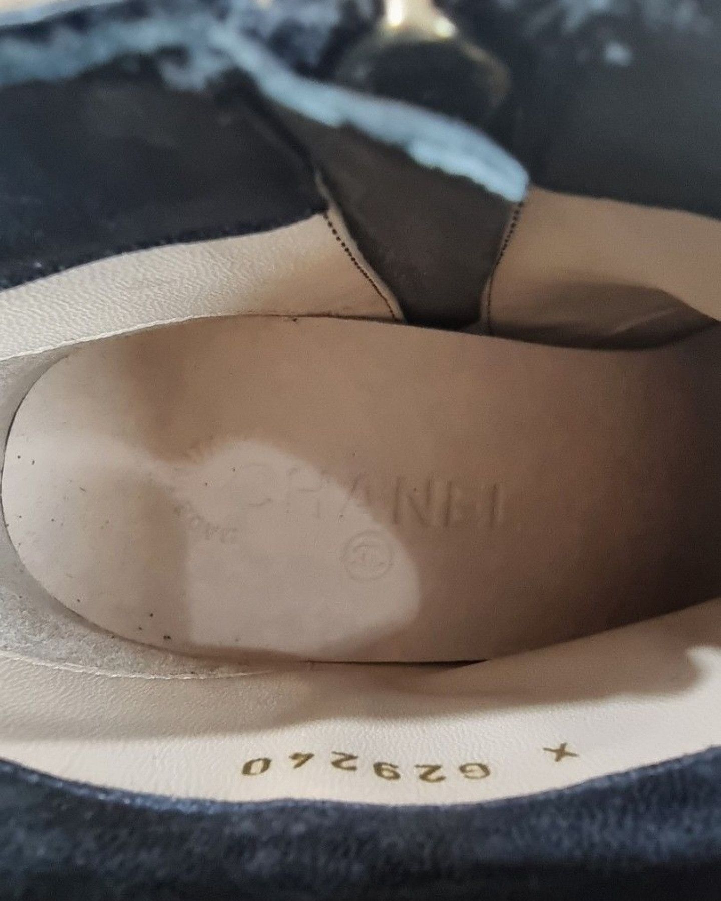 Chanel Chanel Olive and black leather Zippered Boots Size US 5.5 / IT 35.5 - 7 Thumbnail