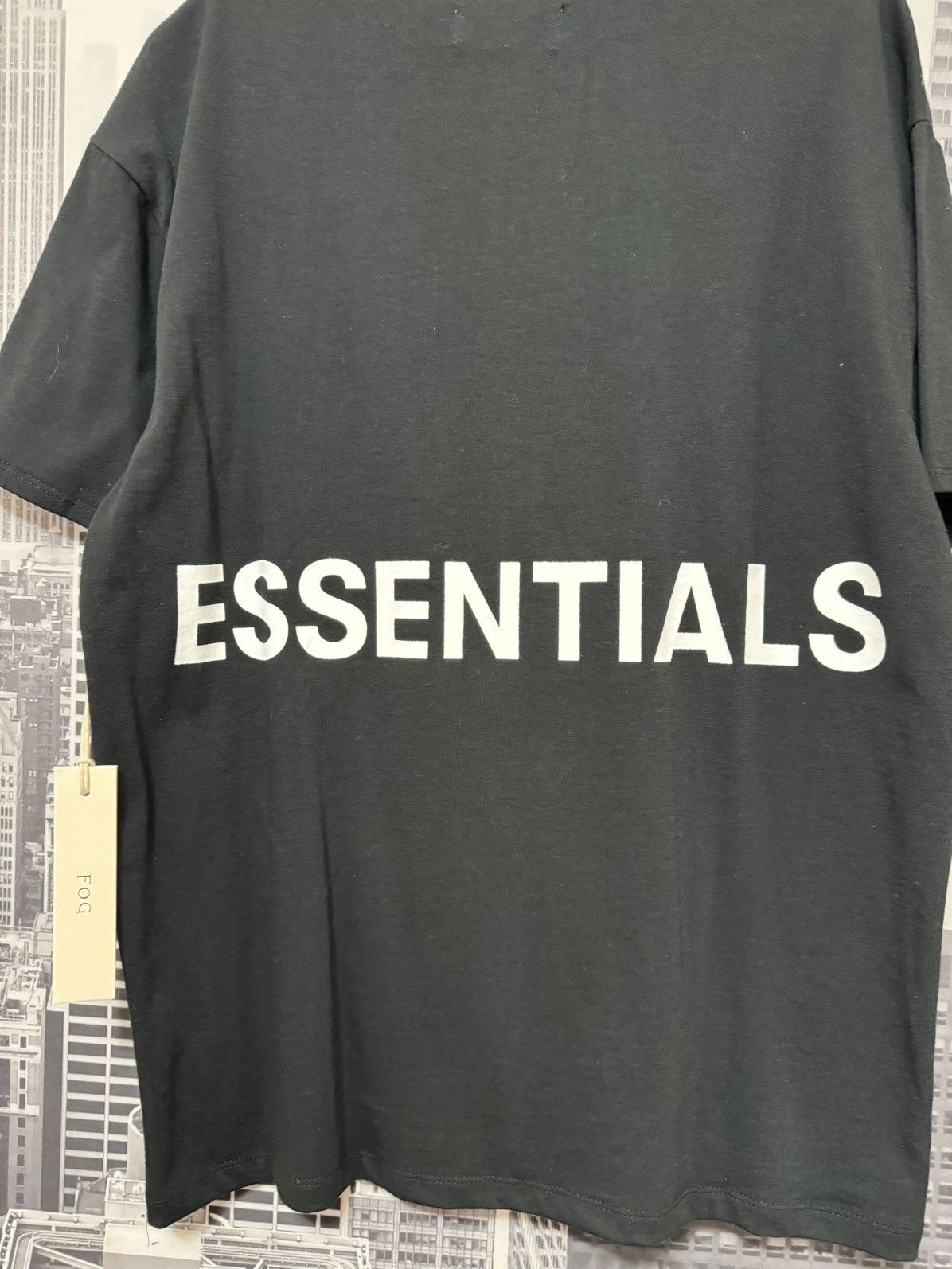 Fear of God 🔥Fear of God Essentials Boxy Graphic Tee FW18 Black SZ XS Size US XS / EU 42 / 0 - 2 Thumbnail