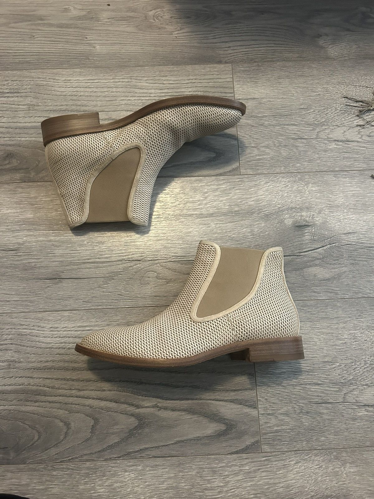 Kiton Beige Woven Chelsea Boots with Original Box - Size 41
